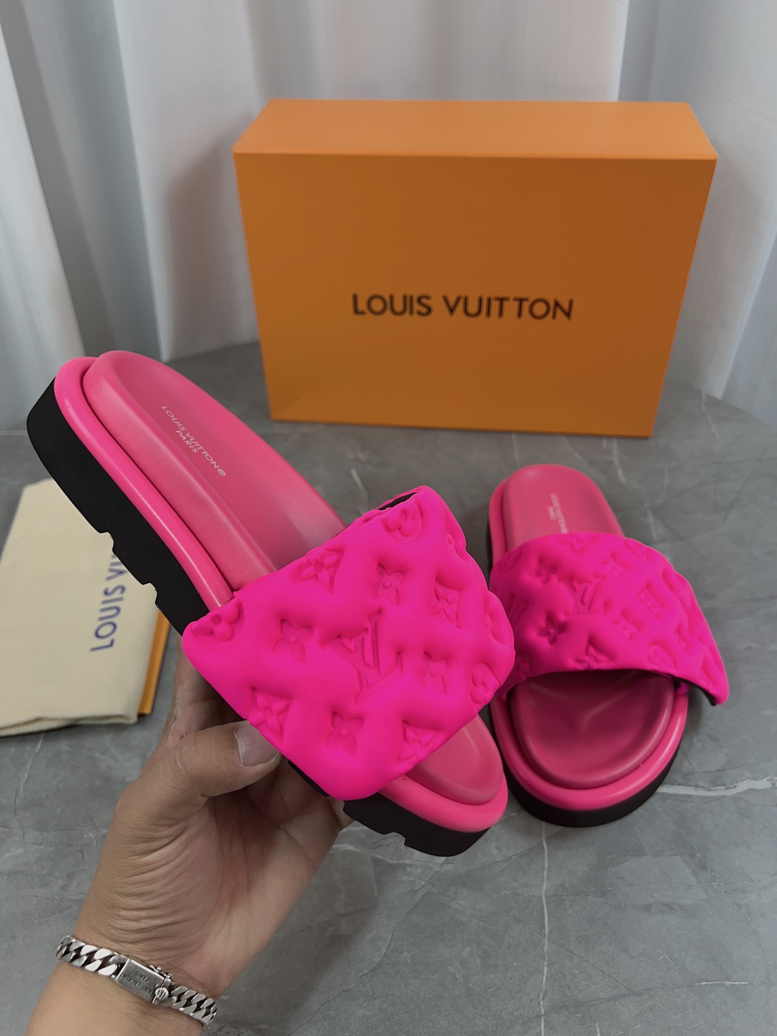 Louis Vuitton Pool Pillow Comfort Flat Sandal Pink Monogram Size 35-45 5 i1679661587 4739 4