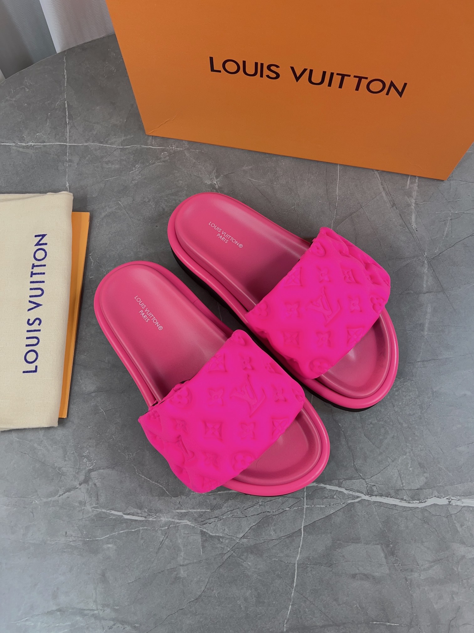 Louis Vuitton Pool Pillow Comfort Flat Sandal Pink Monogram Size 35-45
