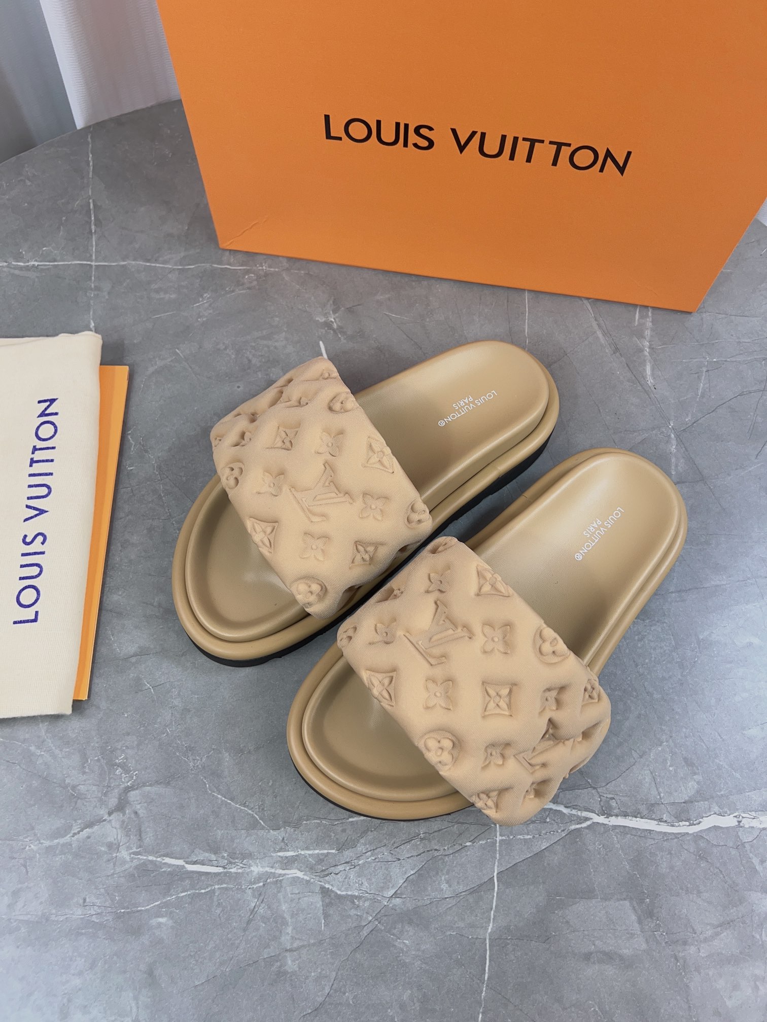 Louis Vuitton Pool Pillow Comfort Flat Sandal Monogram Embossed Beige 4 i1679661651 9923 3