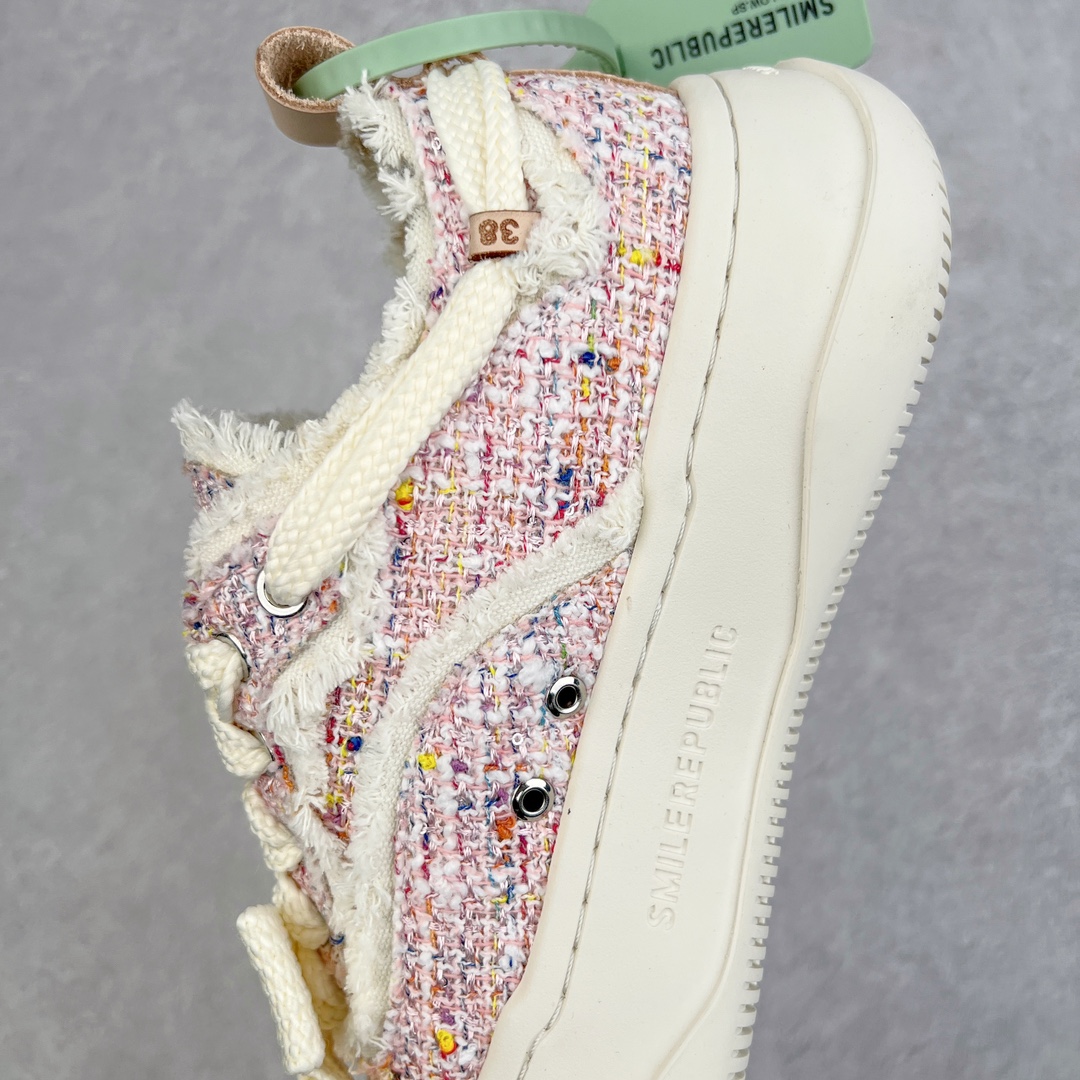 图片[7]-＃开春福利 SMILEREPUBLIC檀健次同款经典新款起司猫低帮开口笑厚底帆布鞋 新晋街头鞋履品牌SMILEREPUBLIC Canvas 系列 以 SMILE 为灵感来源 捕捉潮流 主打柔软的帆布设计 有裁切的羊毛流苏与独特编织技艺 超软水染牛皮内里 注塑成型鞋垫 4cm厘米外增高效果橡胶鞋底 尺码：35 36 37 38 39 40 41 42 43 44-选品中心