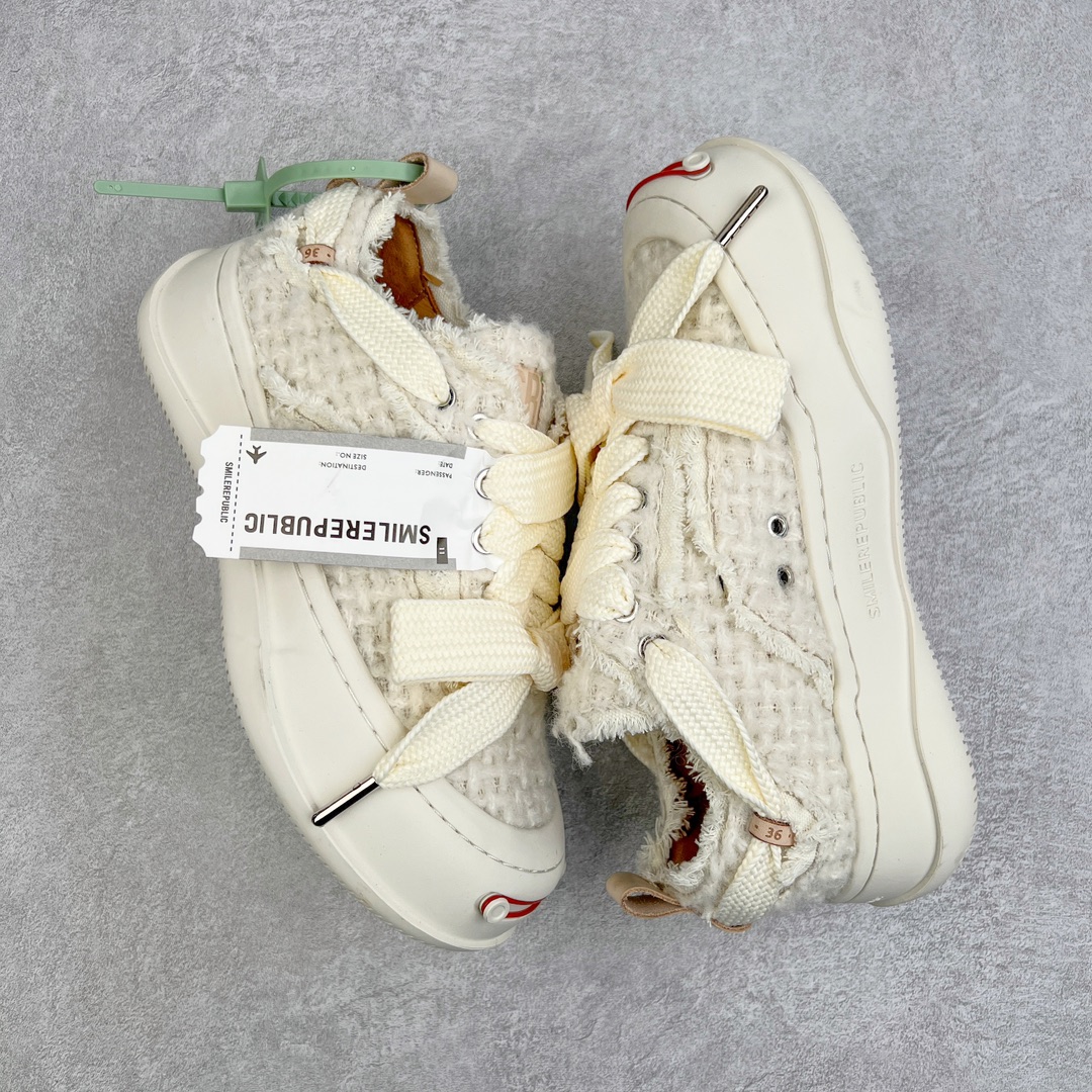 图片[3]-＃开春福利 SMILEREPUBLIC檀健次同款经典新款起司猫低帮开口笑厚底帆布鞋 新晋街头鞋履品牌SMILEREPUBLIC Canvas 系列 以 SMILE 为灵感来源 捕捉潮流 主打柔软的帆布设计 有裁切的羊毛流苏与独特编织技艺 超软水染牛皮内里 注塑成型鞋垫 4cm厘米外增高效果橡胶鞋底 尺码：35 36 37 38 39 40 41 42 43 44-选品中心