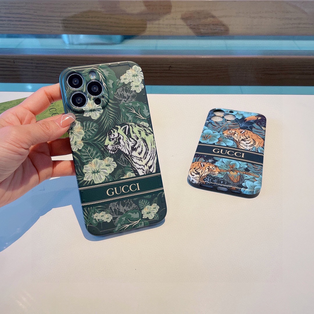 Gucci Phone Case Frosted Vintage