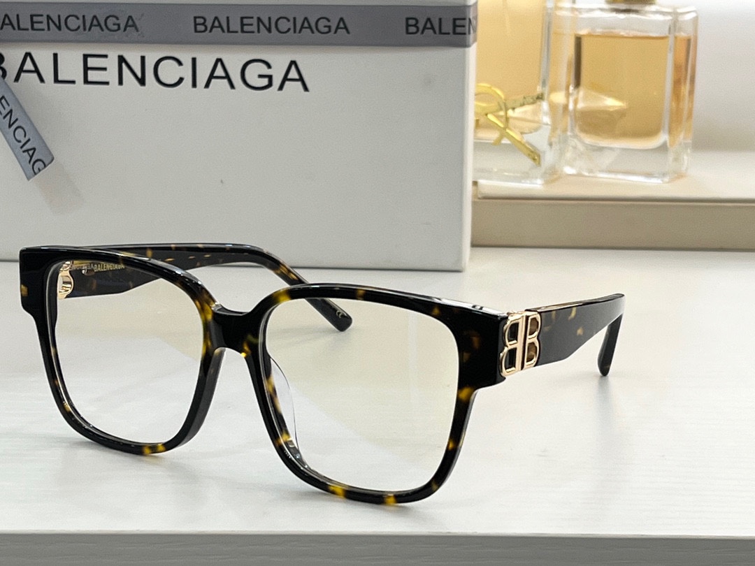 Balencia*MODBB0104Size:56-14-140经典方形