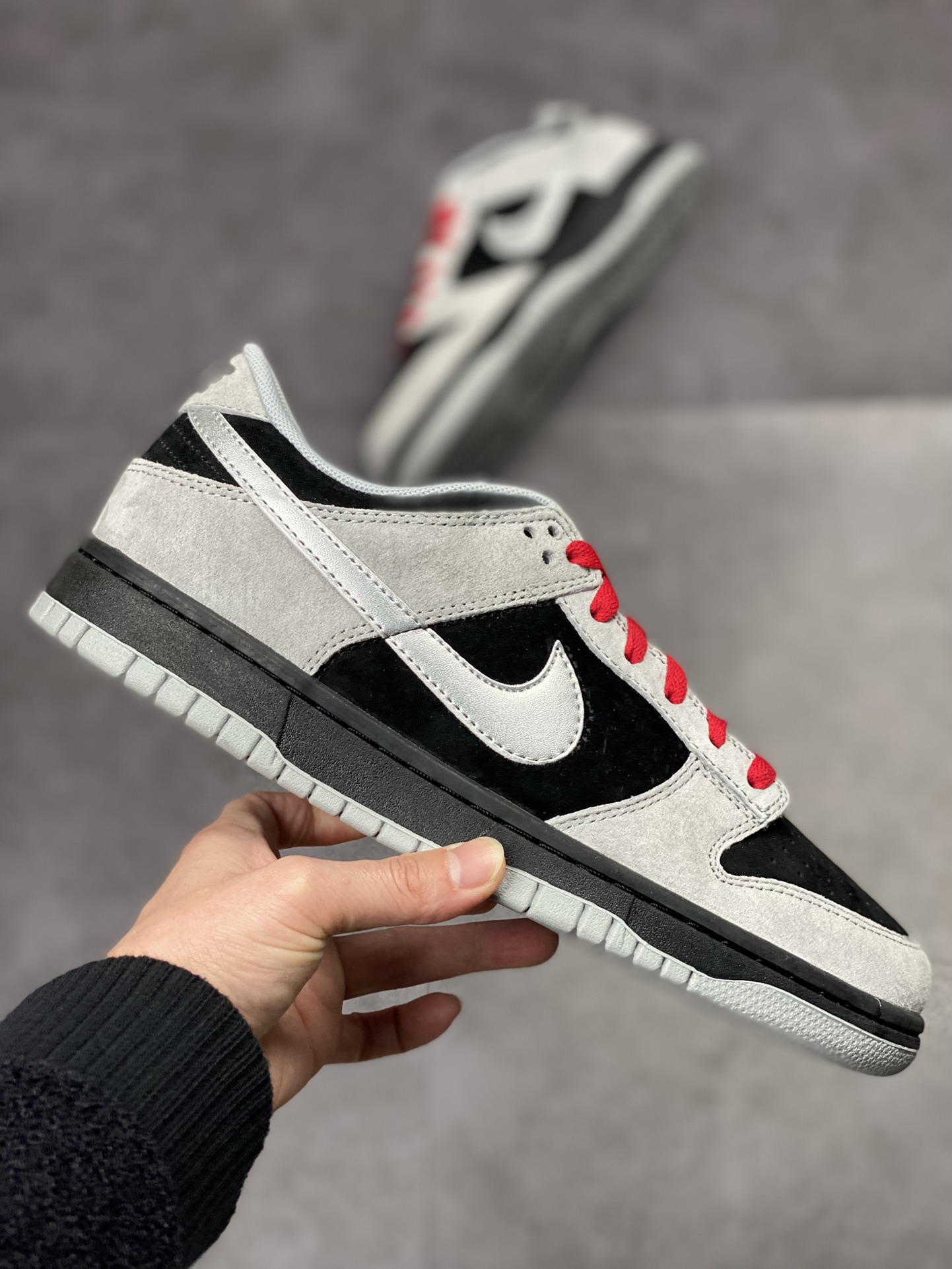 200 NIKE SB Dunk Low 大友克洋 DD3699-008