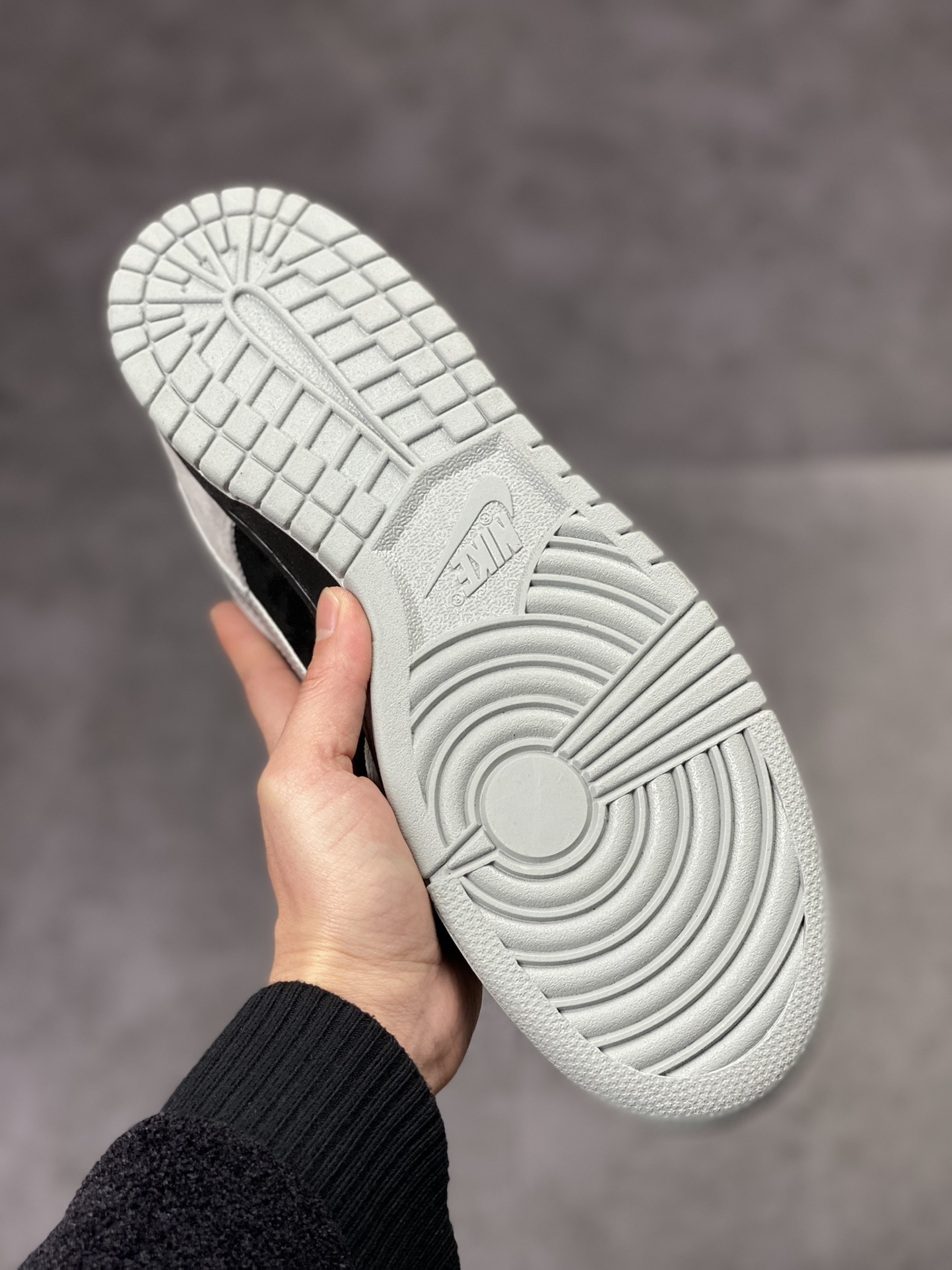 200 NIKE SB Dunk Low 大友克洋 DD3699-008