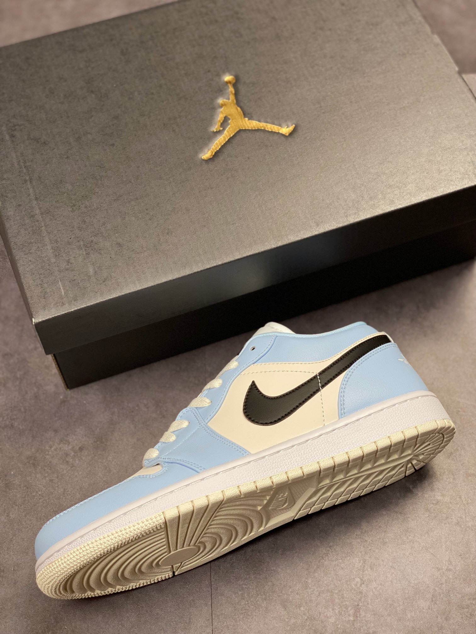 200 Air Jordan 1 Low 晴天蓝 AJ1乔1低帮休闲板鞋 554723-401