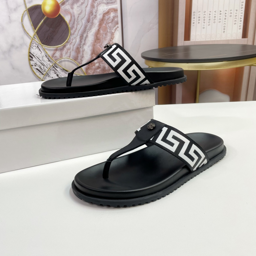 [VERSACE - Versace] P: Tamaño 38-45 top generación de compra de los hombres de primavera y verano za