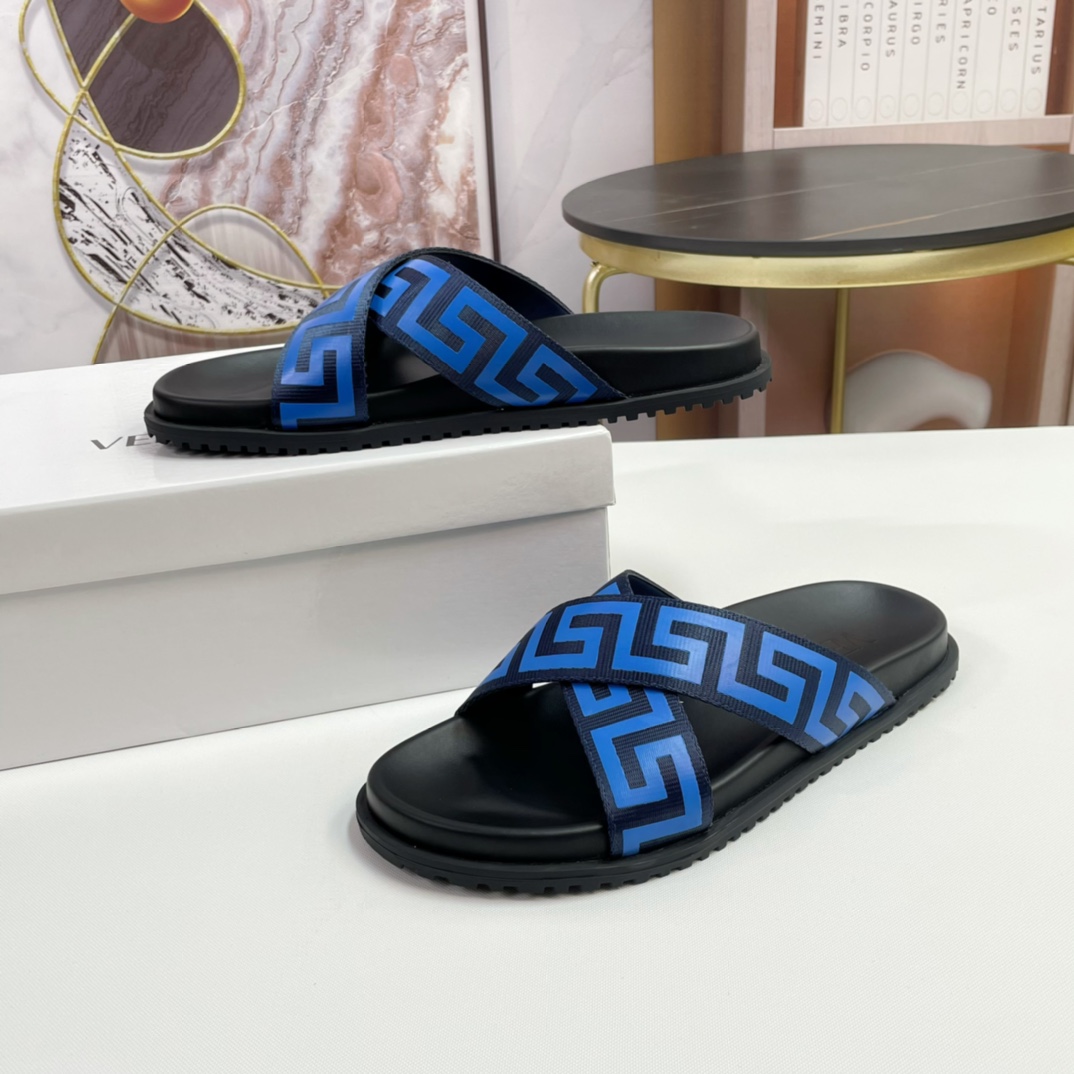 [VERSACE - Versace] P: Tamaño 38-45 top generación de compra de los hombres de primavera y verano za