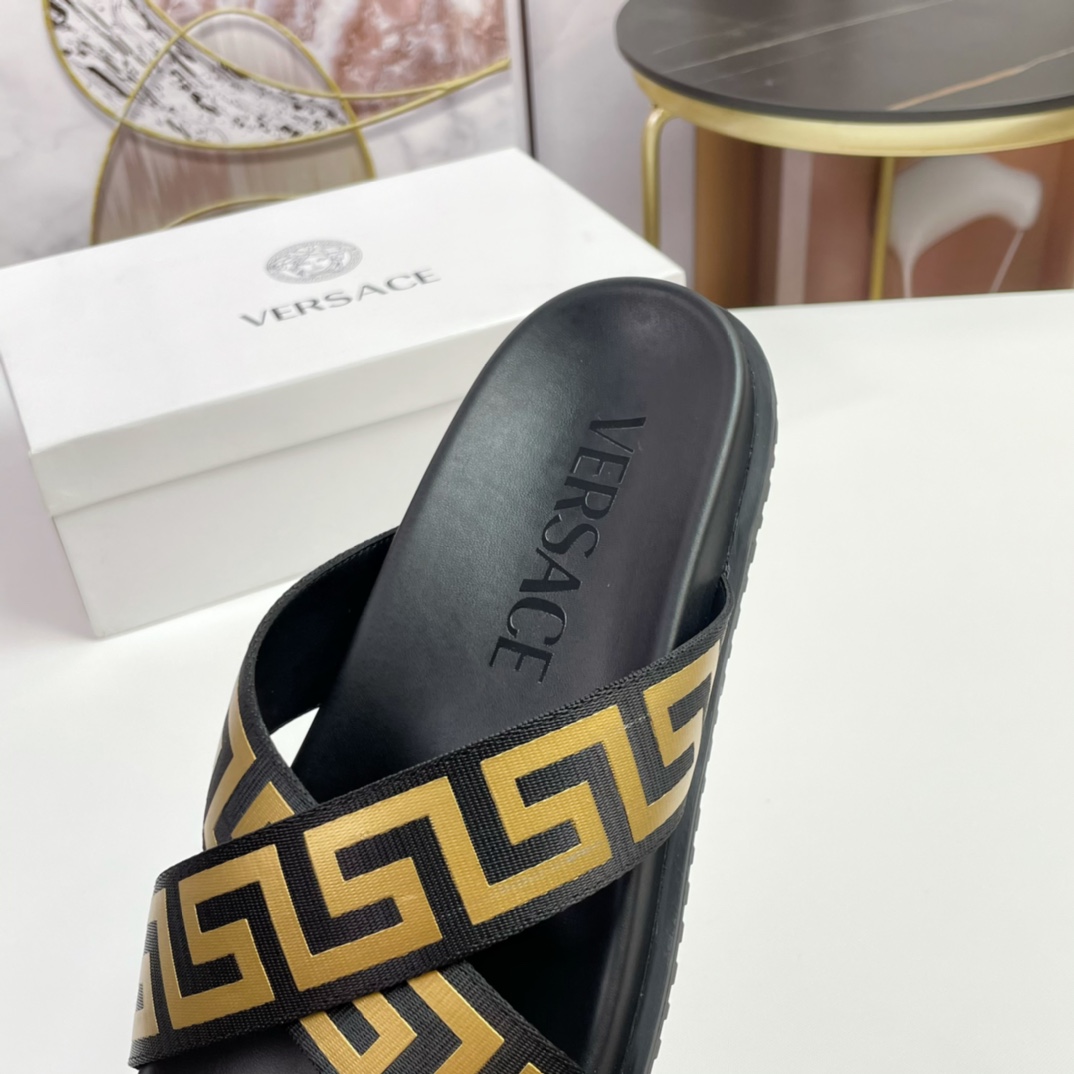 [VERSACE - Versace] P: Tamaño 38-45 top generación de compra de los hombres de primavera y verano za
