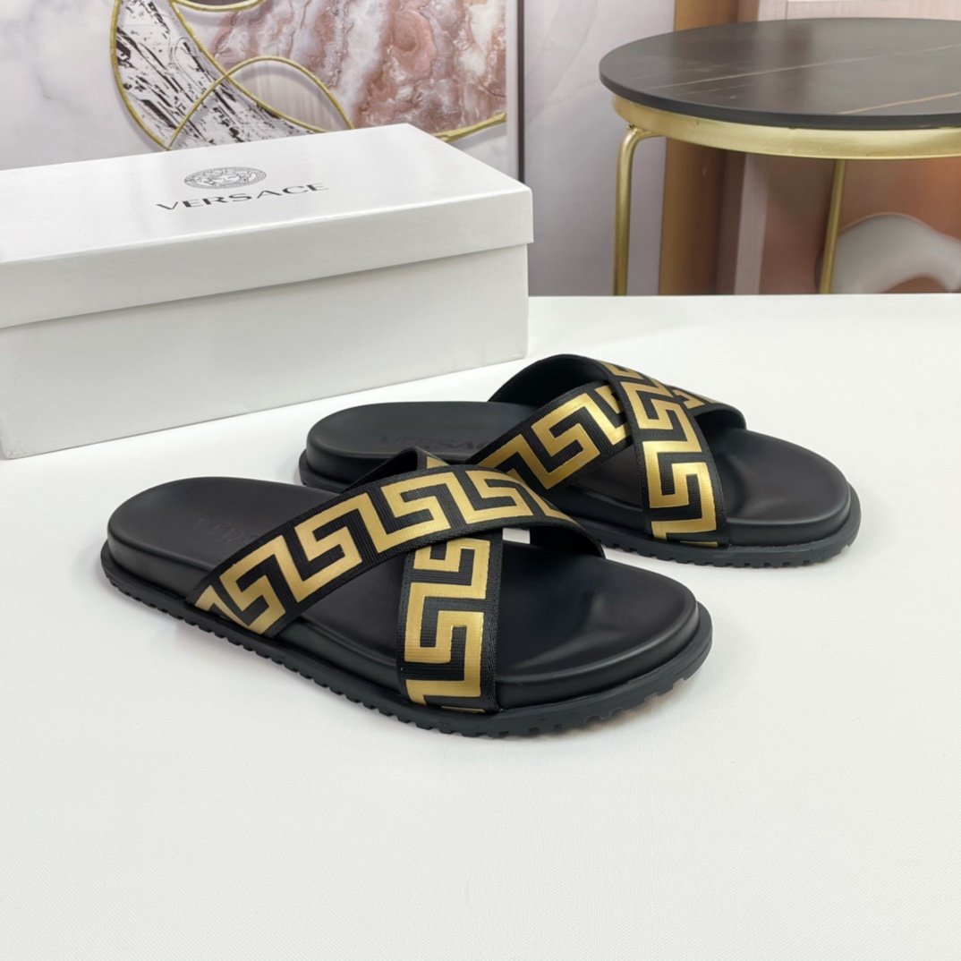 [VERSACE - Versace] P: Tamaño 38-45 top generación de compra de los hombres de primavera y verano za