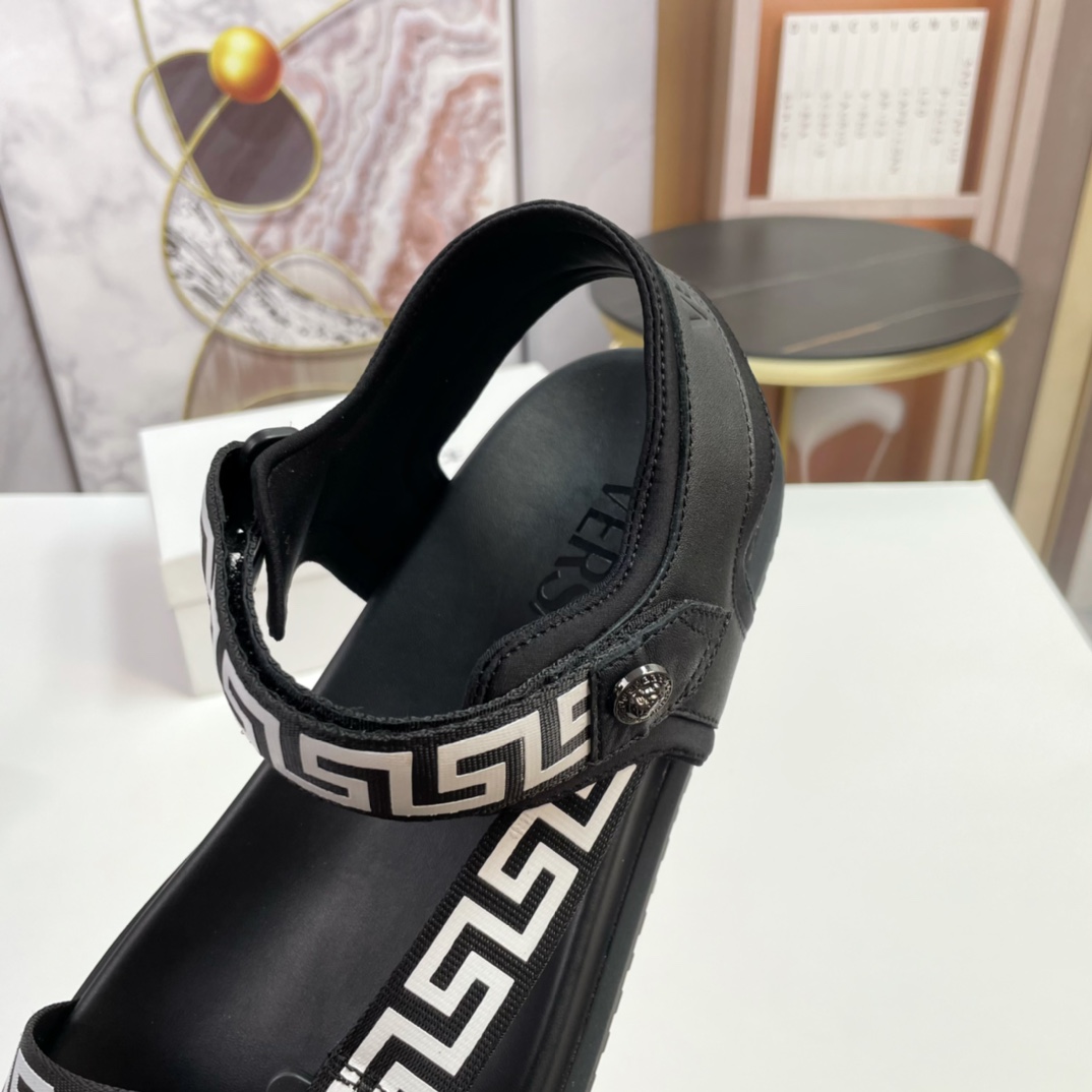 [VERSACE - Versace] P: Tamaño 38-45 top generación de compra de los hombres de primavera y verano za