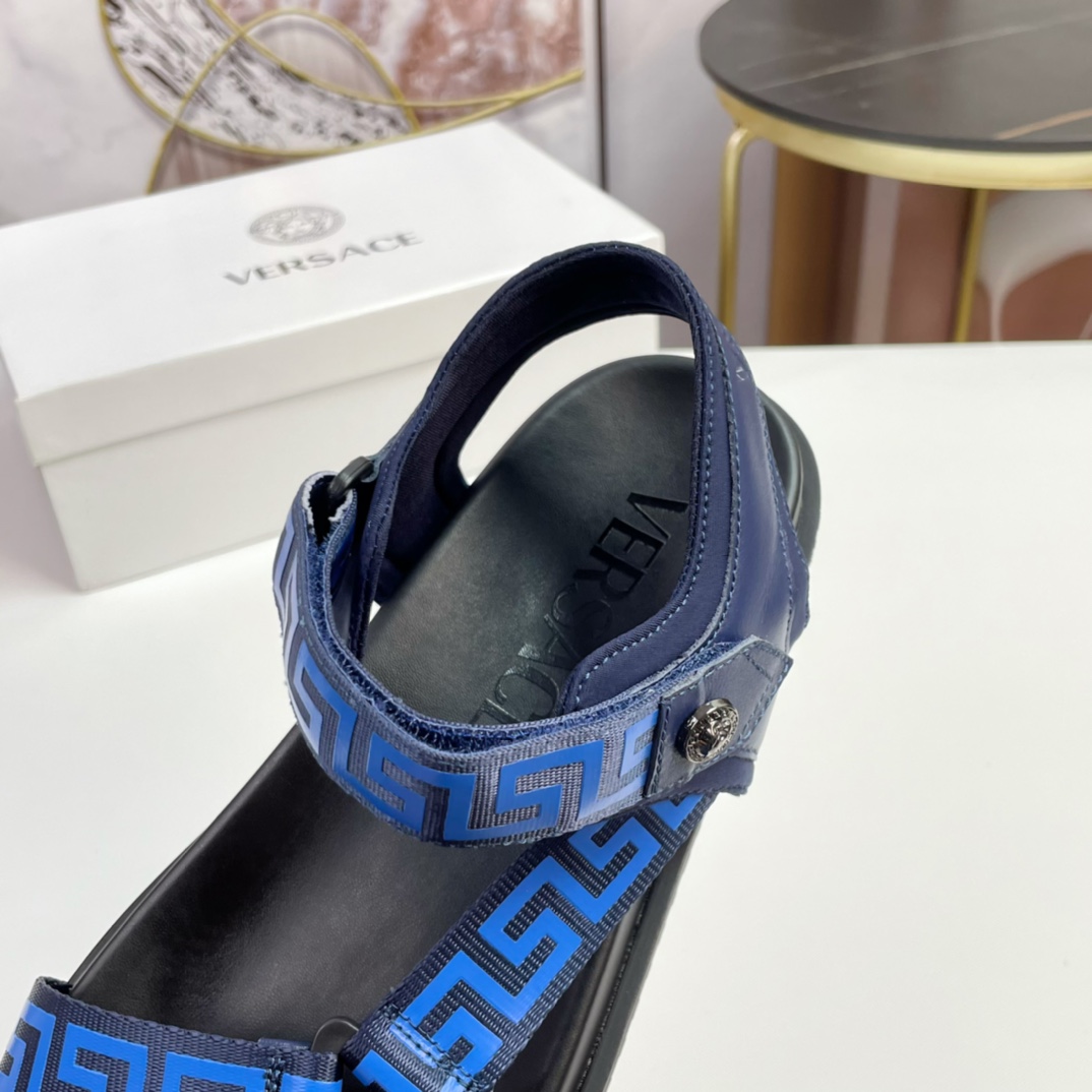 [VERSACE - Versace] P: Tamaño 38-45 top generación de compra de los hombres de primavera y verano za