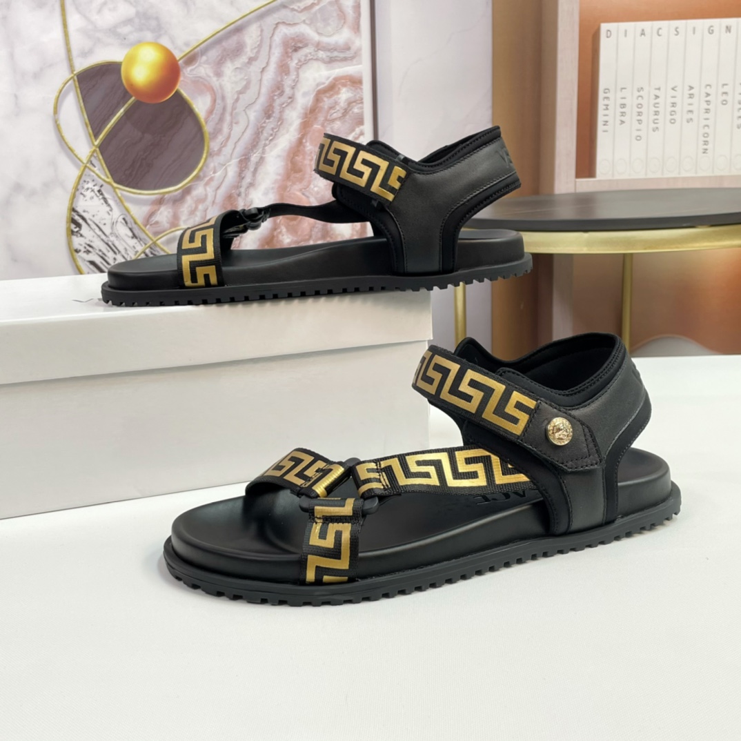 [VERSACE - Versace] P: Tamaño 38-45 top generación de compra de los hombres de primavera y verano za