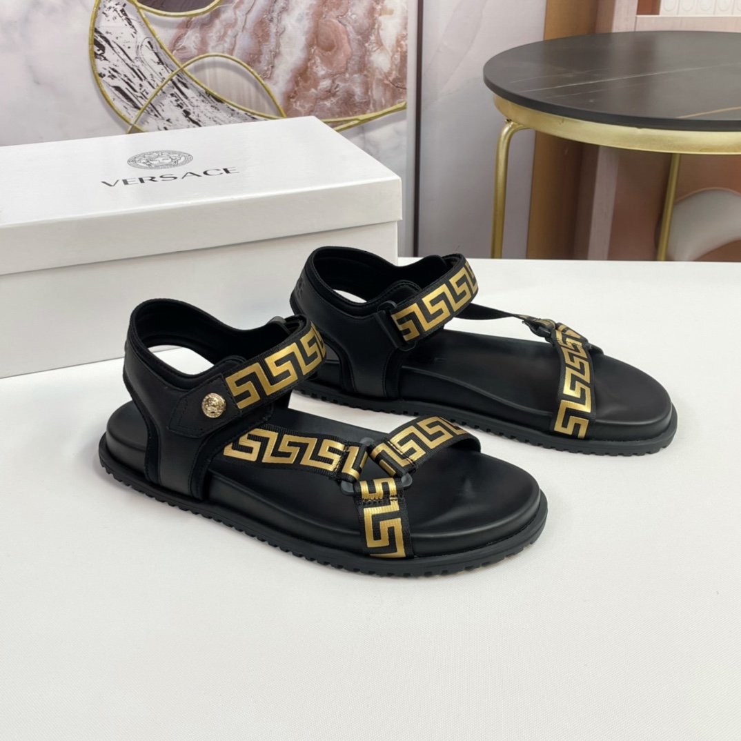[VERSACE - Versace] P: Tamaño 38-45 top generación de compra de los hombres de primavera y verano za