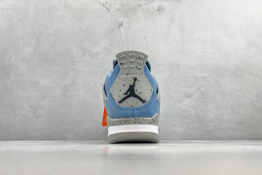 Air Jordan 4 Retro “University Blue” 大学蓝 CT8527-400