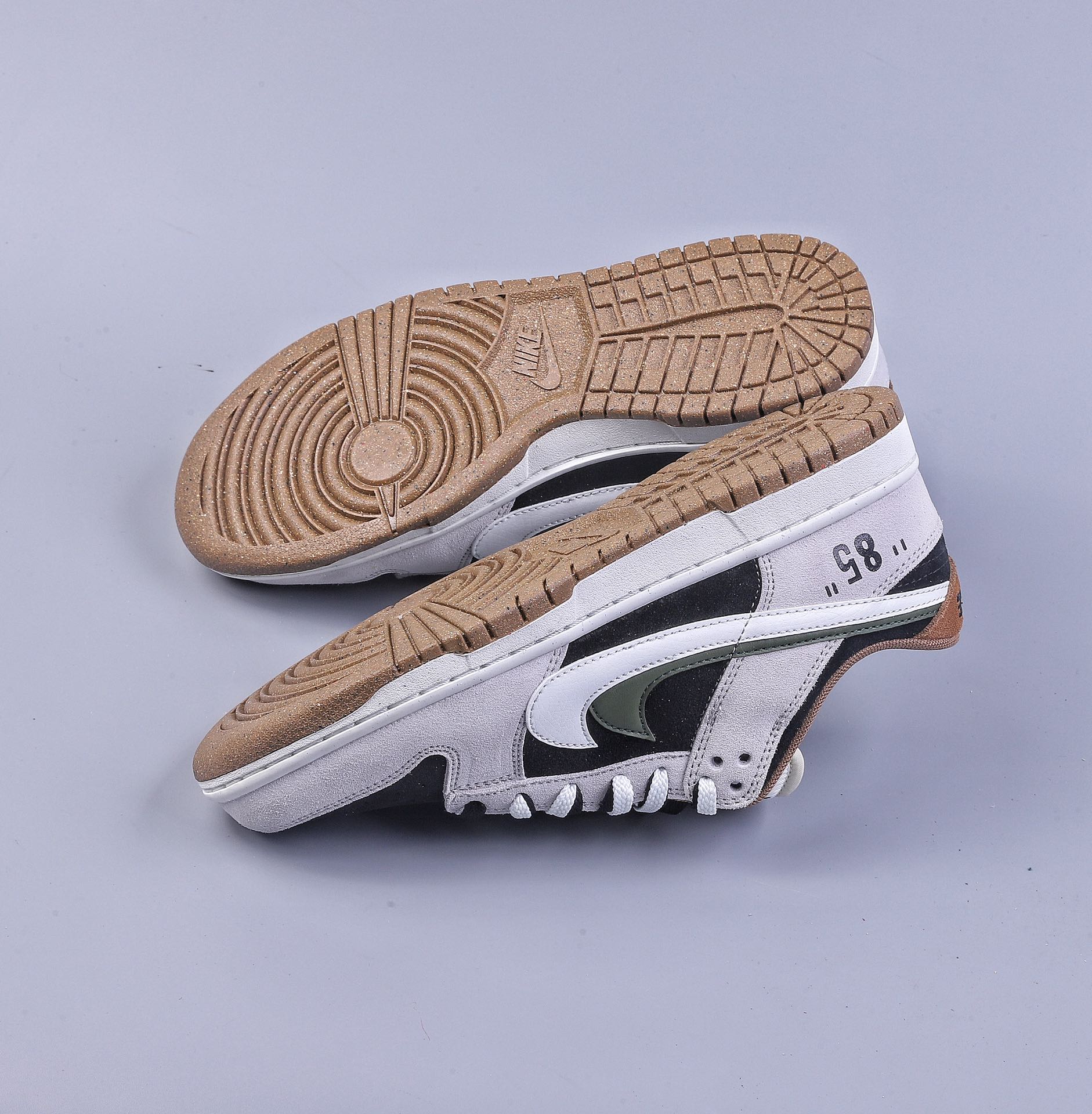 CS版 Nike SB Dunk Low ”85” 黑灰涂鸦 SB低帮运动休闲板鞋 DO9457-123