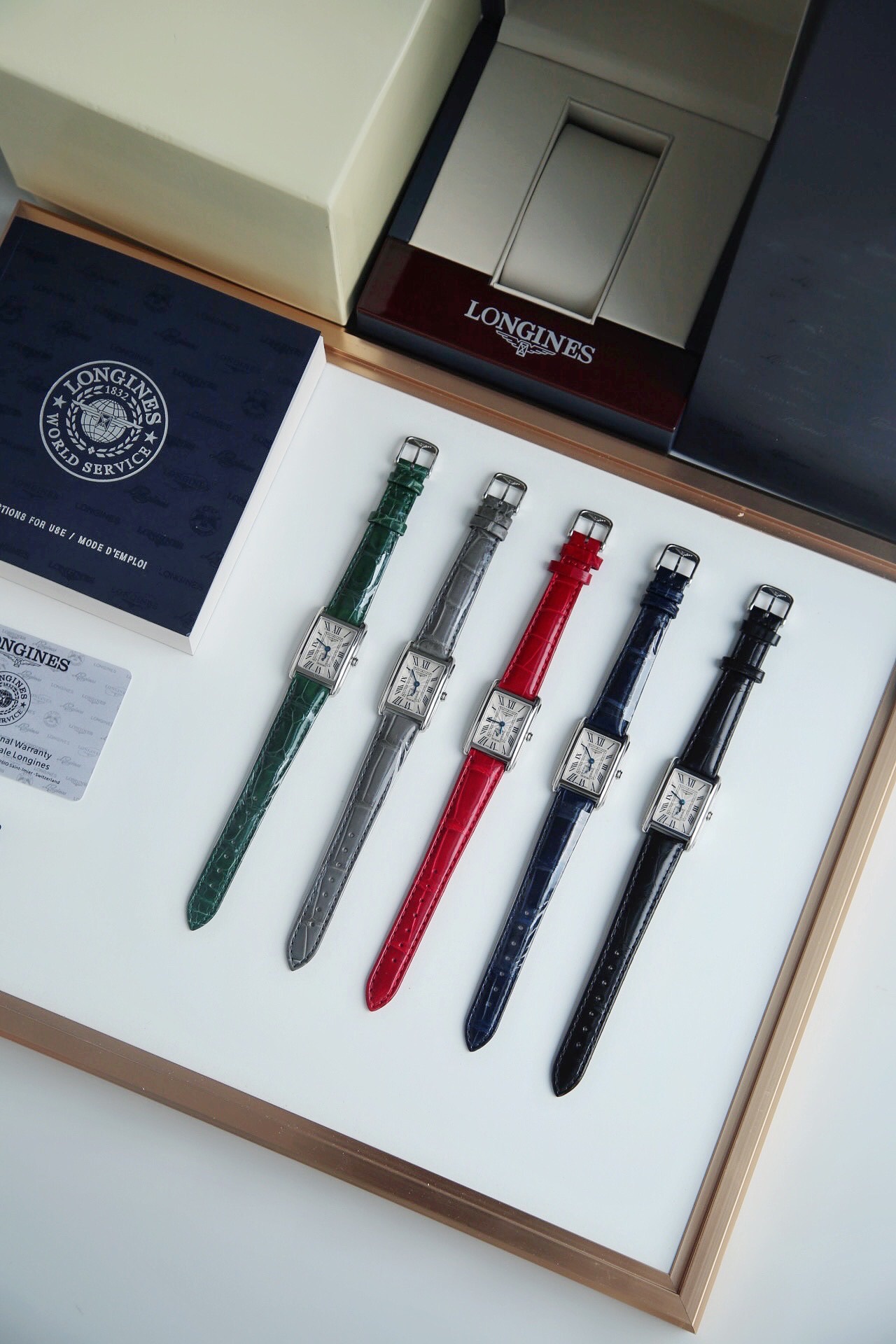 Winners Edition: Ishi Ying’s Elegant Wristwatch with Unique Features - 图片 2