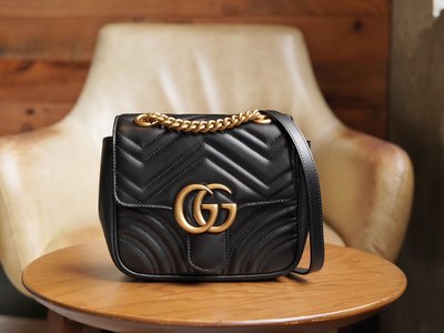 High Quality AAA Replica
 Gucci Marmont mirror quality
 Crossbody & Shoulder Bags Black Gold Mini