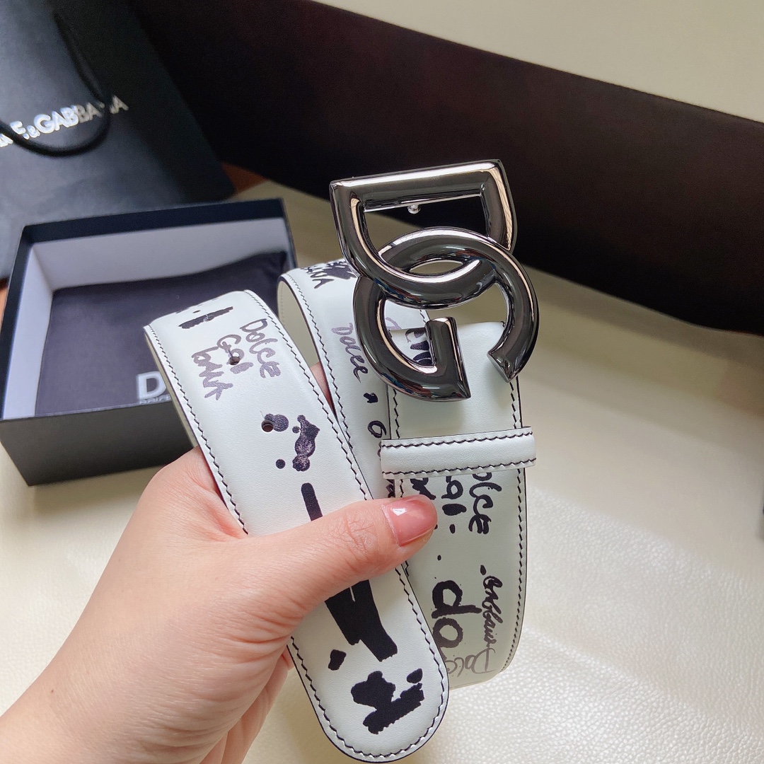 D&G杜嘉班纳官网新款.双面头层小牛
