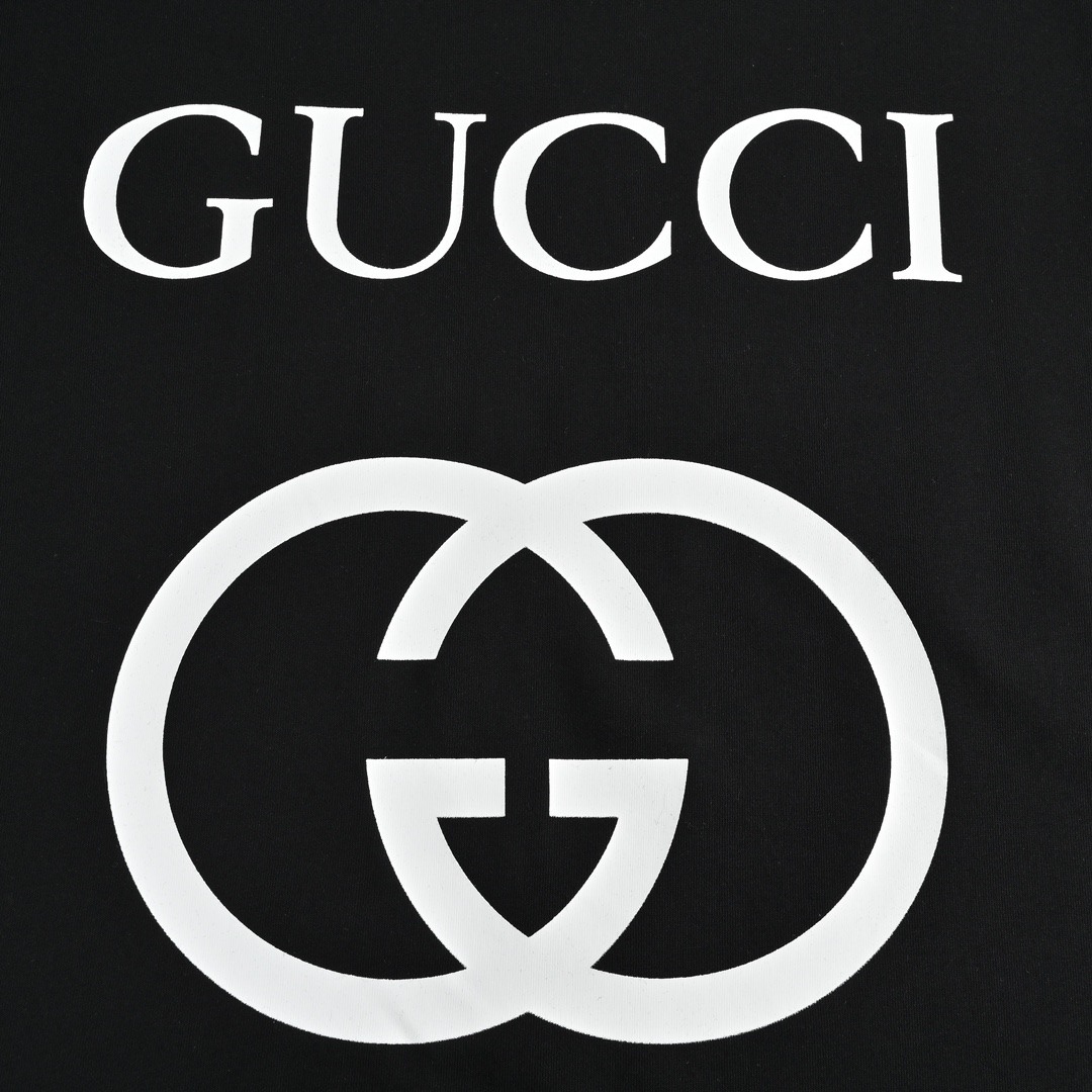 Gucci/古驰 经典双G互扣印花短袖