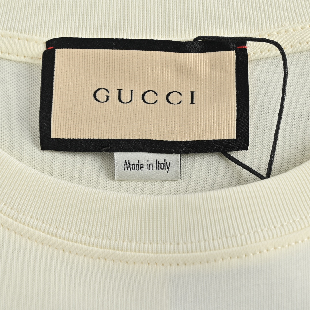 140 Gucci/古驰 经典双G互扣印花短袖 面料采用32支双纱平纹无尘蚀毛针织棉