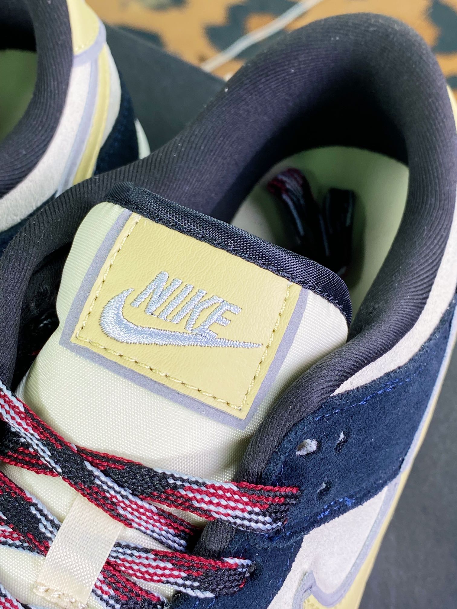 280 SB Dunk Low Suede”Black/Bone”扣篮系列低帮“翻毛黑骨白”DV3054-001