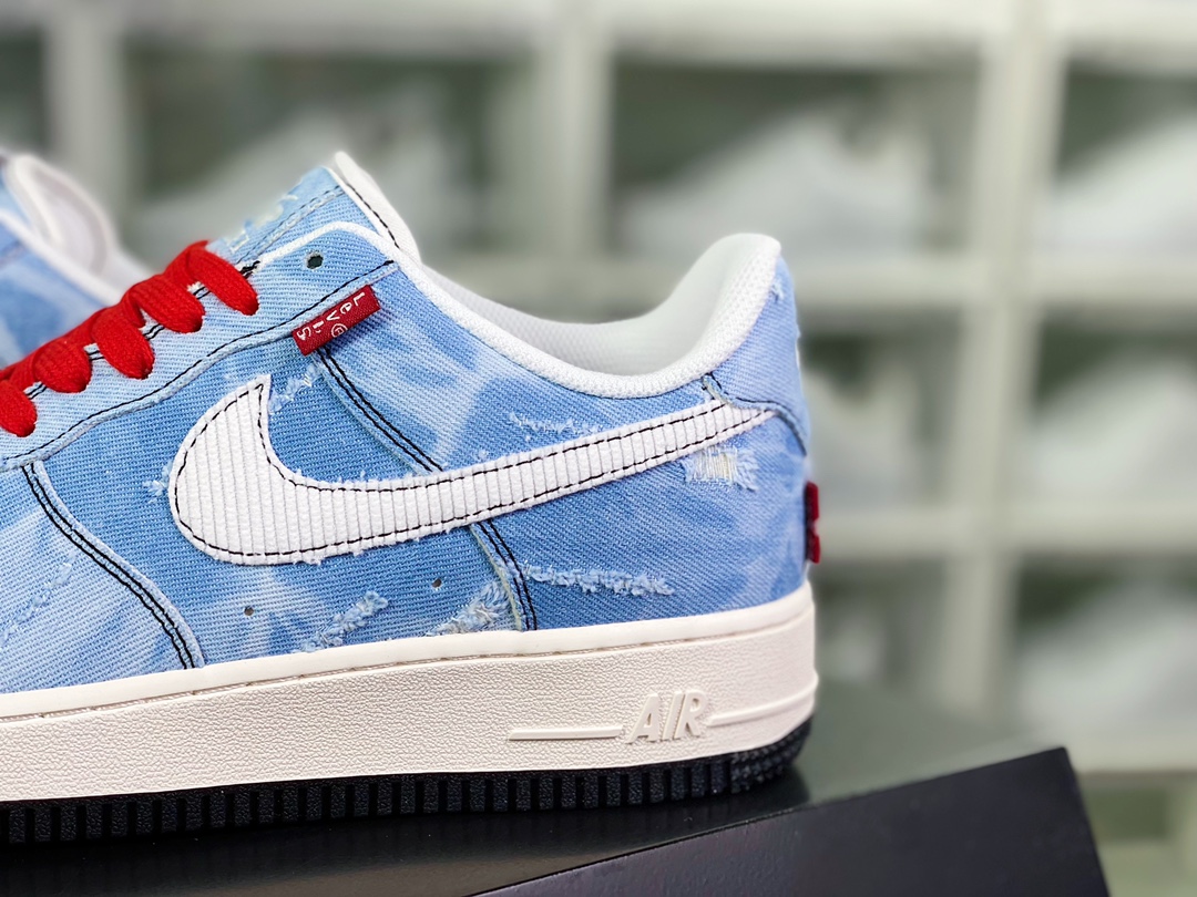 240 Levi's x 【Nike】 Air Force 1 07 Low”Exclusive Denim”空军一号经“水洗浅蓝白磨破牛仔布”LE5050-012