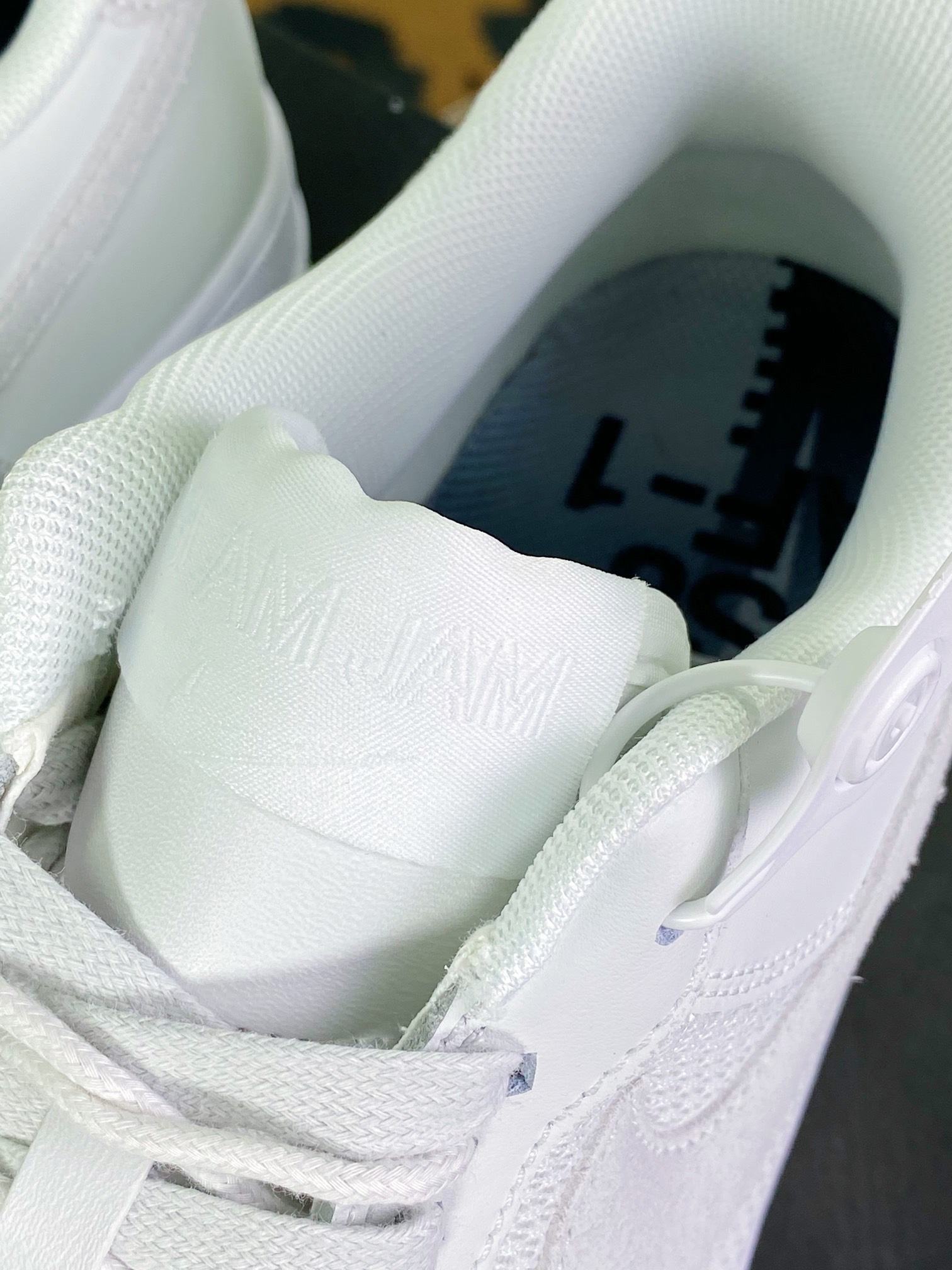 220 Air Sole气垫【耐克Nike】 Air Force 1’07 Low”Haze Grey/Bone”空军一号经“皮革雾霾灰骨白”DX5590-100