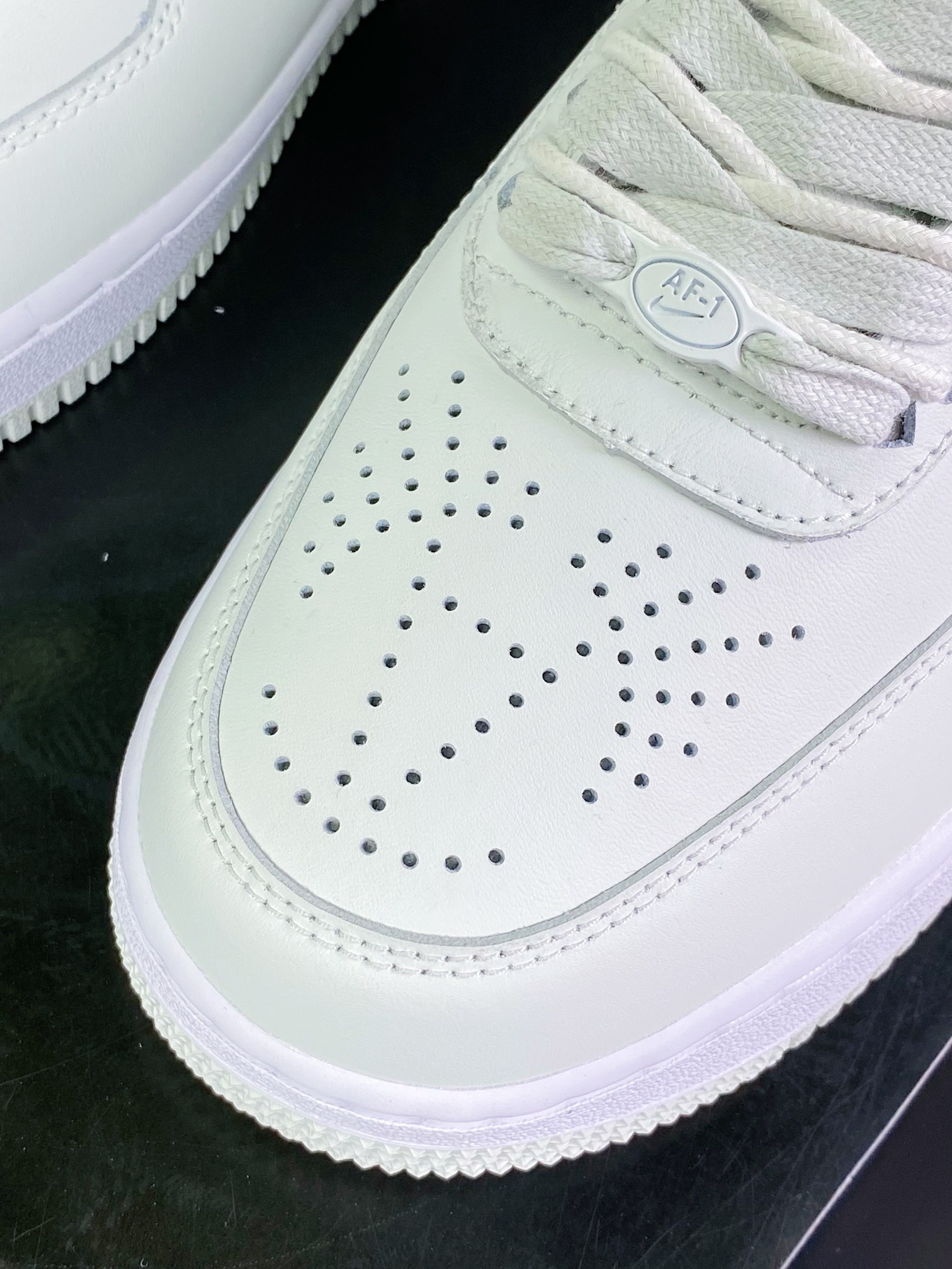 220 Air Sole气垫【耐克Nike】 Air Force 1’07 Low”Haze Grey/Bone”空军一号经“皮革雾霾灰骨白”DX5590-100
