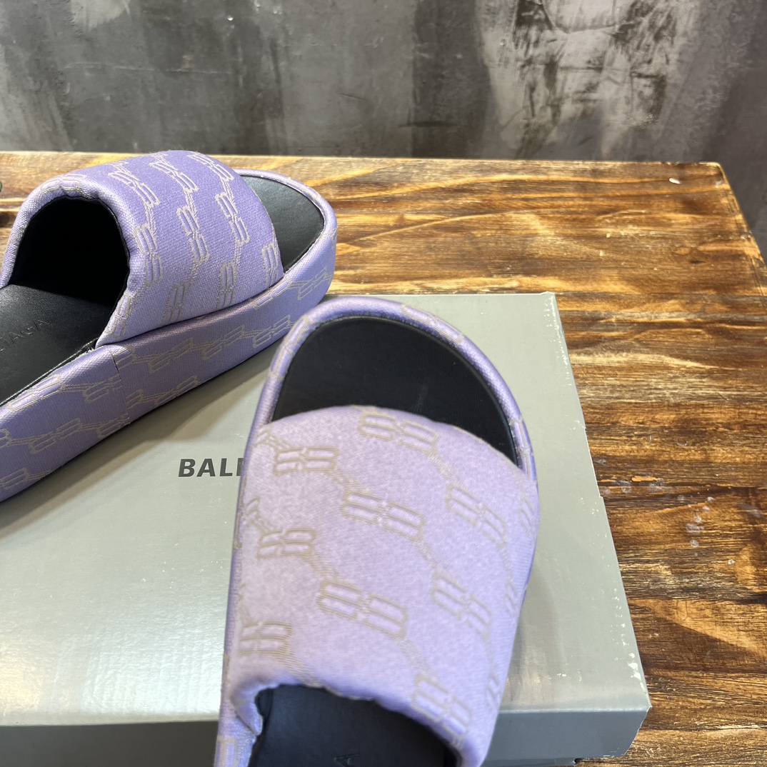 Balenciaga 巴黎世家 ～23vs春夏松糕厚底 凉拖系列…