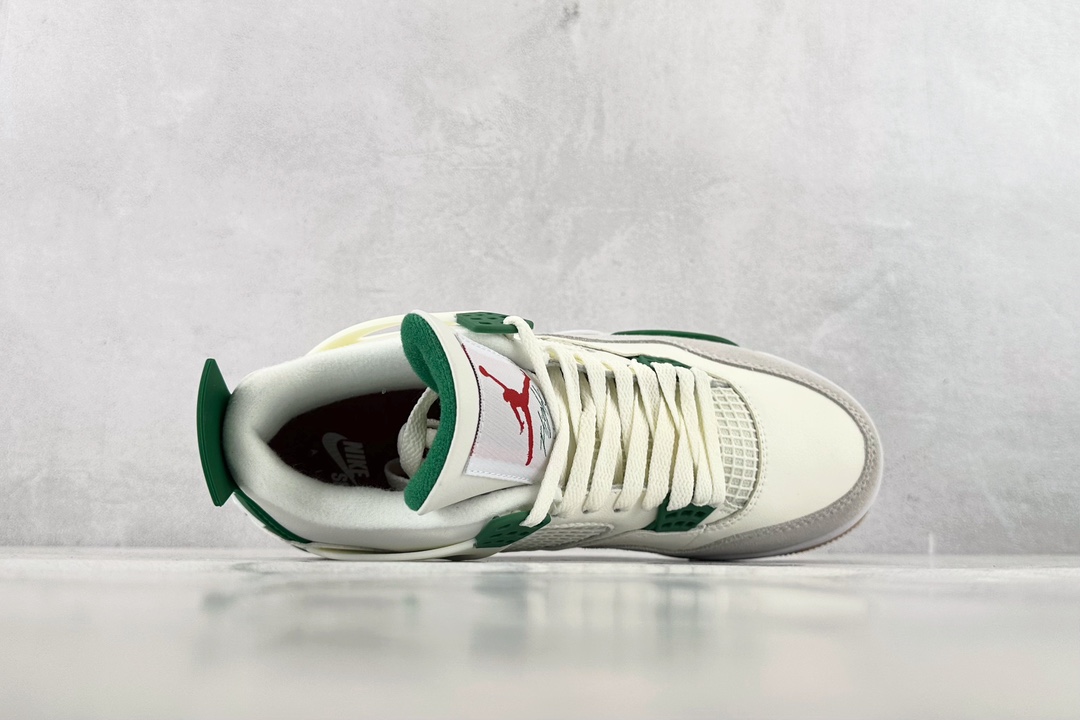 280 Nike SB x Air Jordan 4 Retro “Pine Green”绿松石 DR5415-103