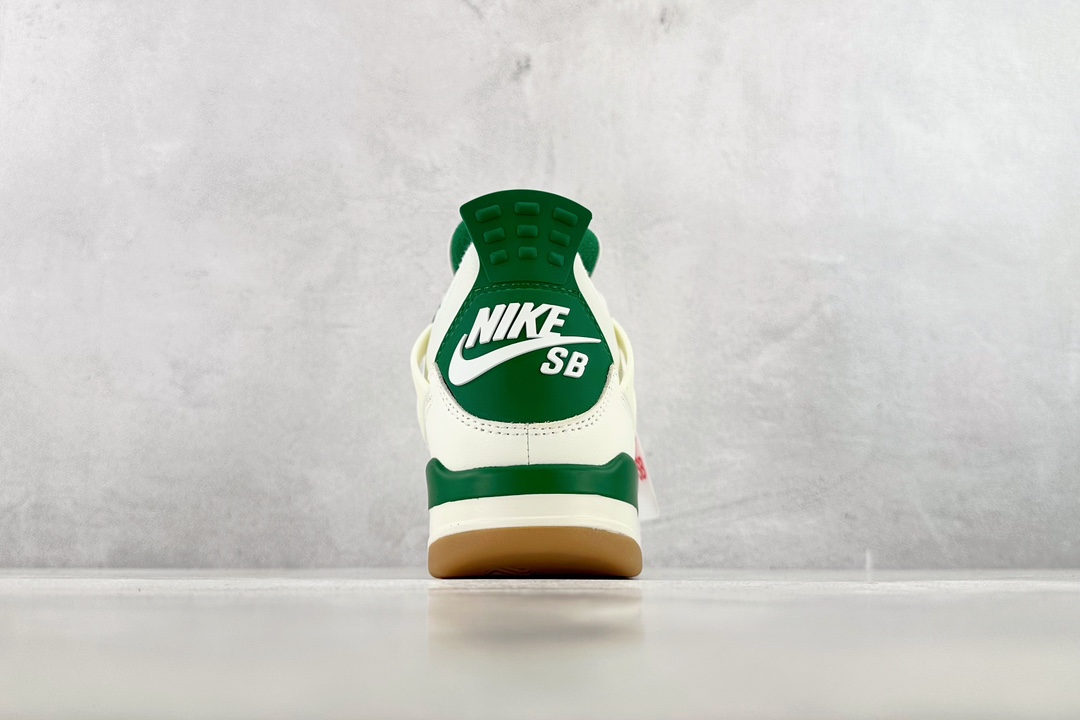 280 Nike SB x Air Jordan 4 Retro “Pine Green”绿松石 DR5415-103