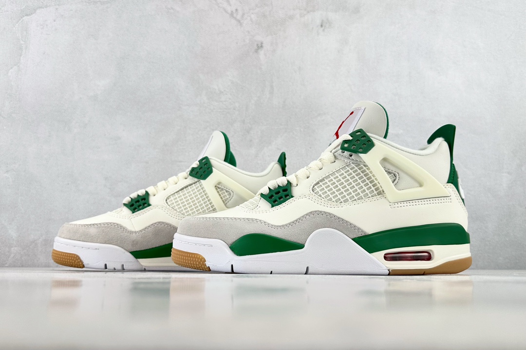 280 Nike SB x Air Jordan 4 Retro “Pine Green”绿松石 DR5415-103