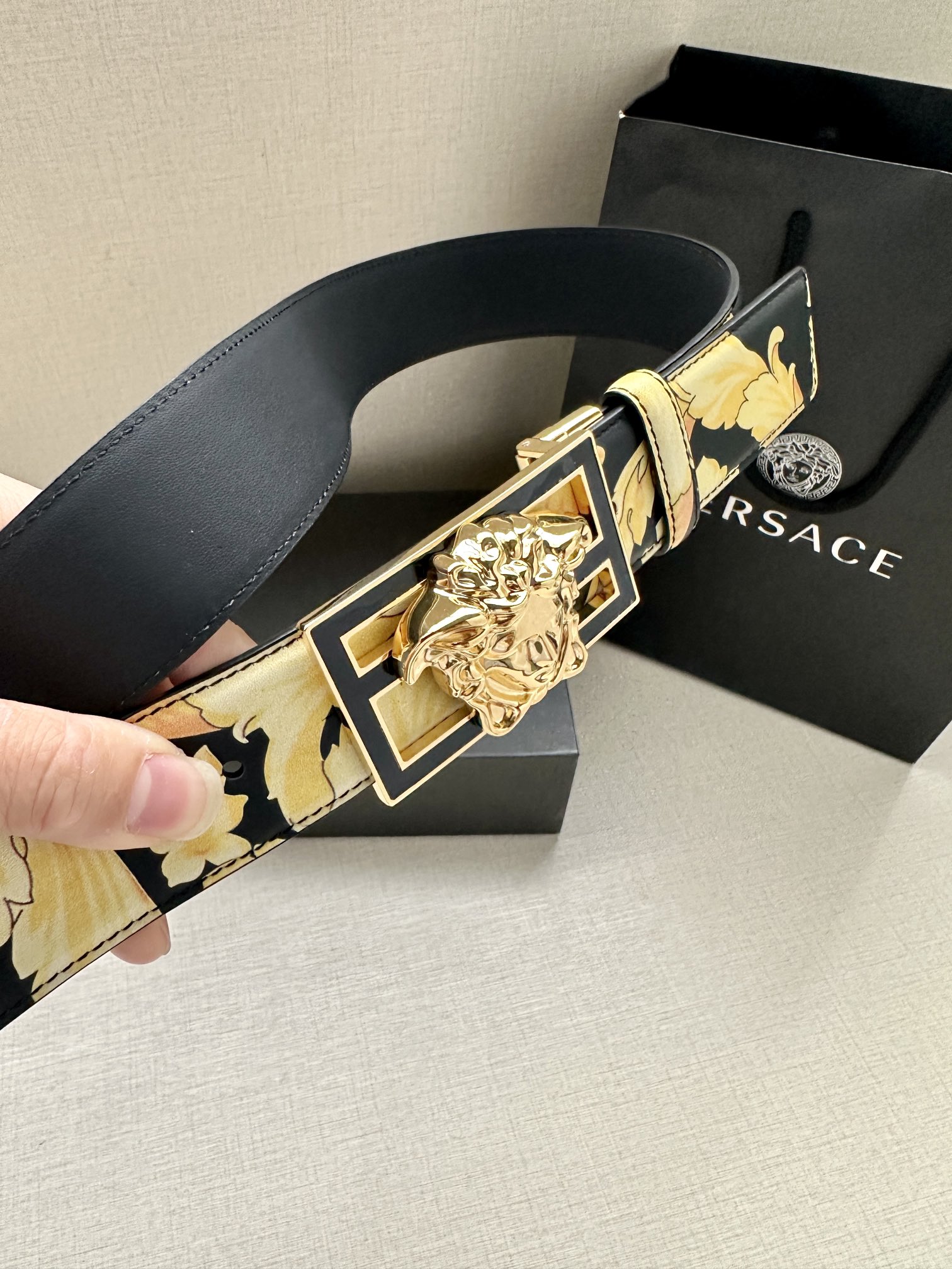 宽度3.8cmVERSACE/FENDI标志造型宽皮带联名钉扣/旋转式美人头扣范思哲原版进3D打印花绘印