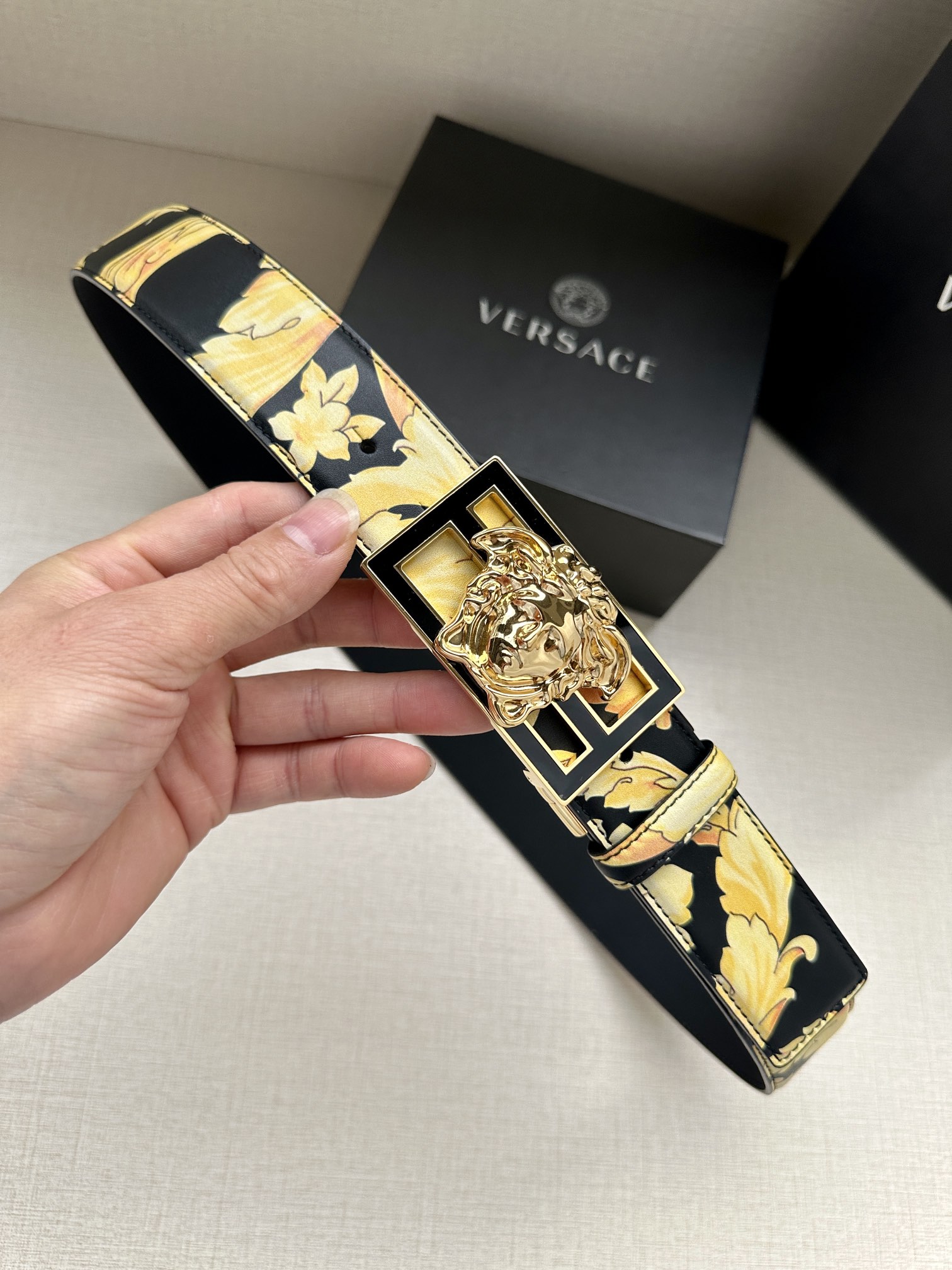 宽度3.8cmVERSACE/FENDI标志造型宽皮带联名钉扣/旋转式美人头扣范思哲原版进3D打印花绘印