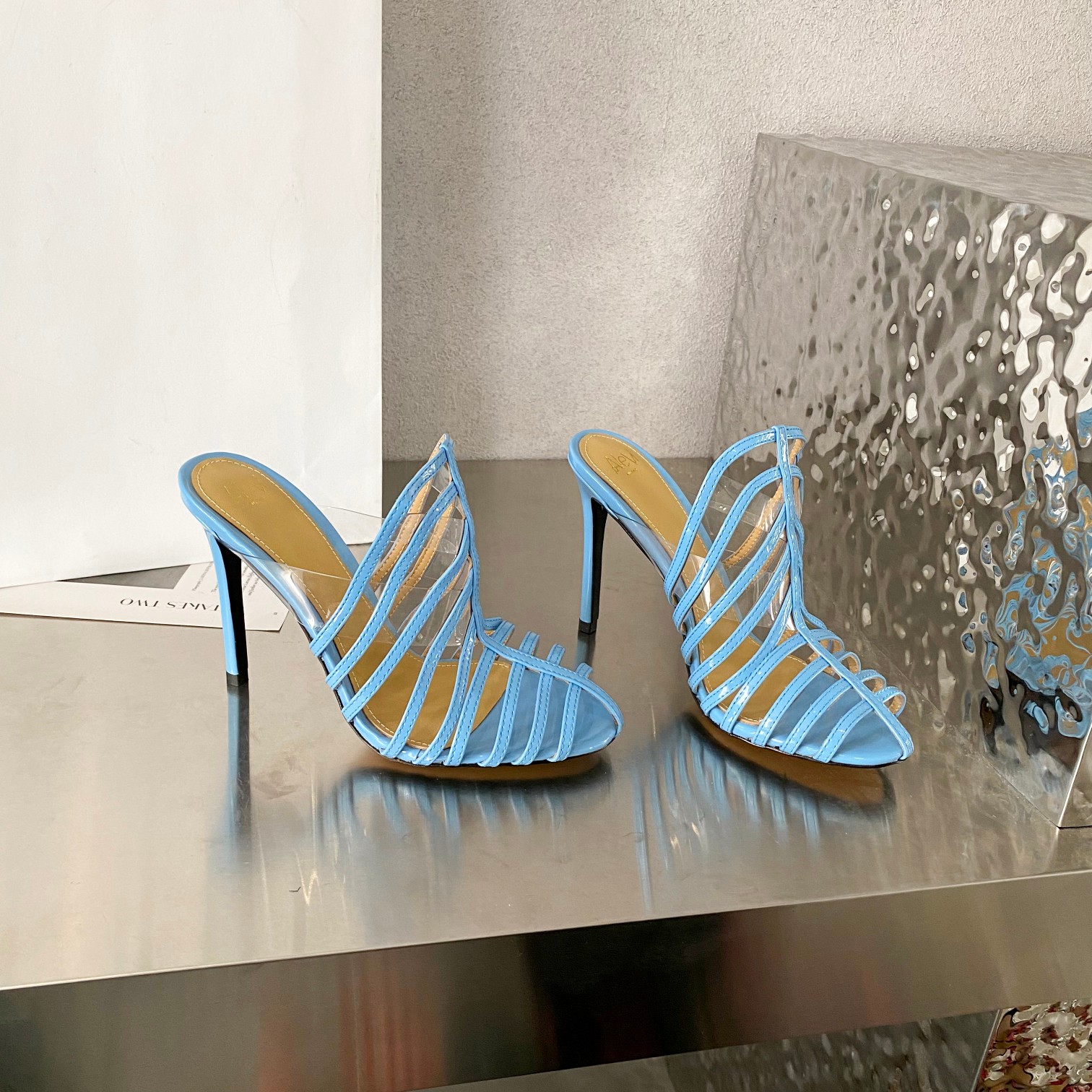 最高版本厂zjdbq                             Alevi Mlano                           阿列维·姆拉诺                                  Alevi Milano Alessandra装饰高跟走秀凉鞋                        一个享有盛誉的奢侈鞋品牌由两