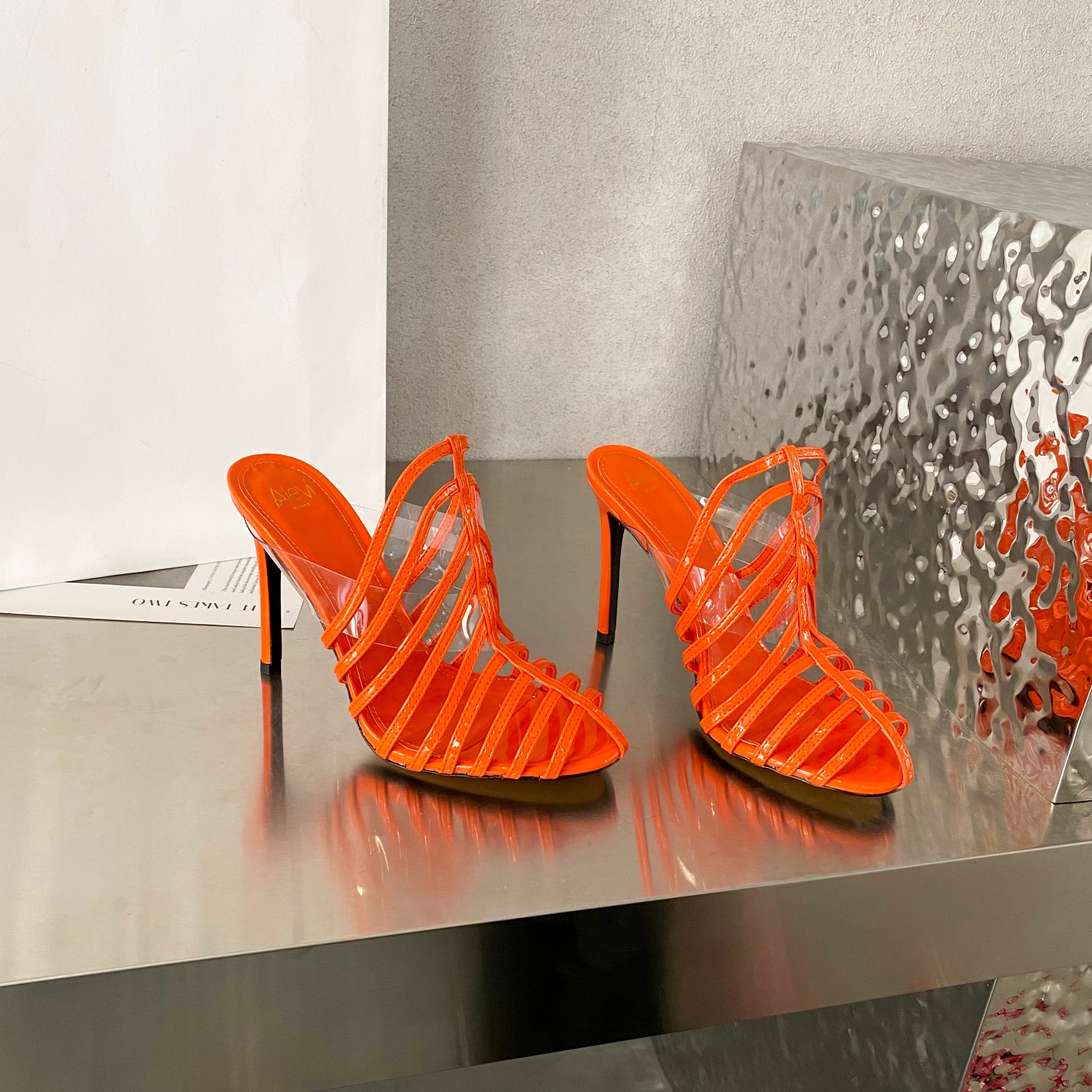 最高版本厂zjdbq                             Alevi Mlano                           阿列维·姆拉诺                                  Alevi Milano Alessandra装饰高跟走秀凉鞋                        一个享有盛誉的奢侈鞋品牌由两