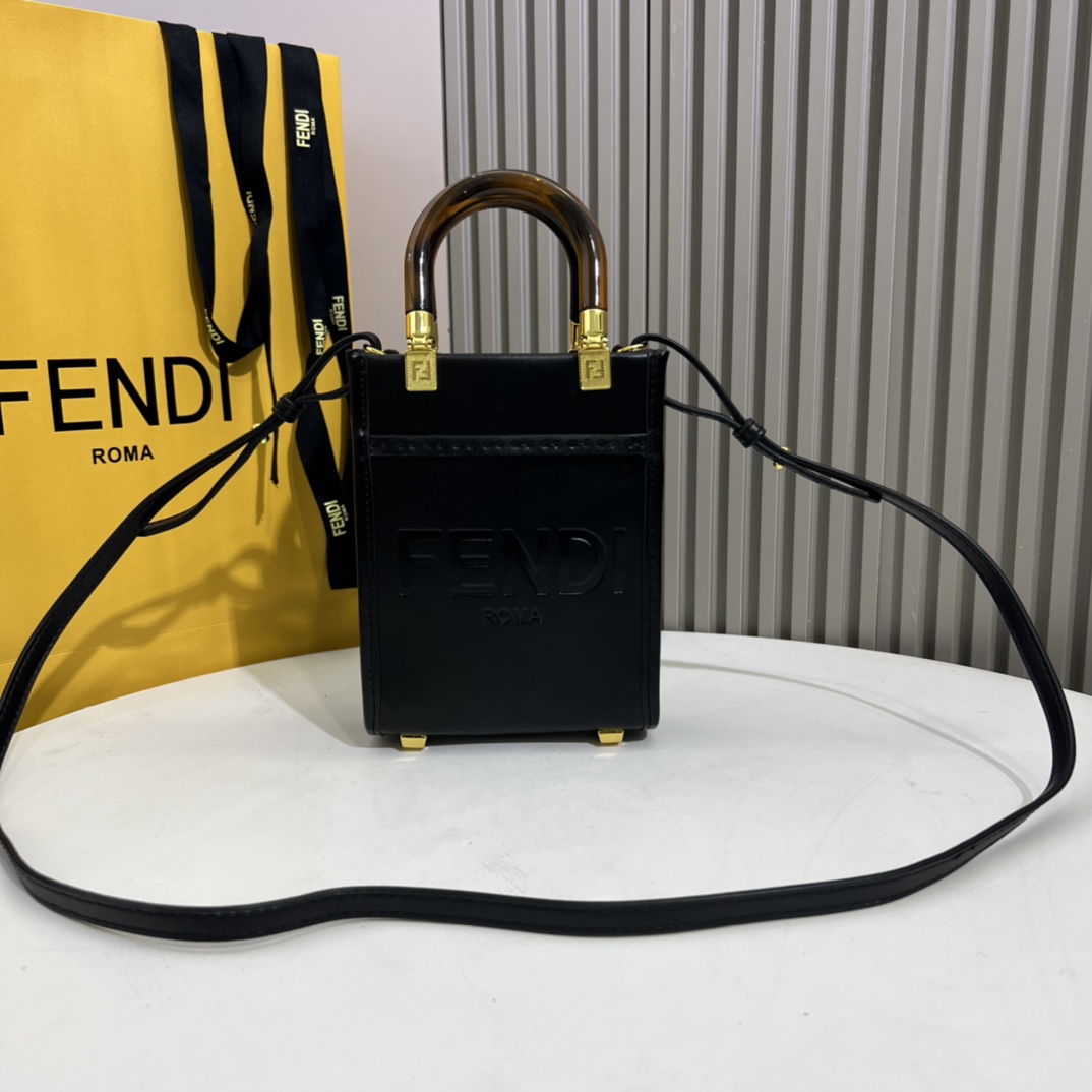 Fendi Mini-Taschen Tragetaschen Rosa Weiß Frühlingskollektion Sunshine Mini