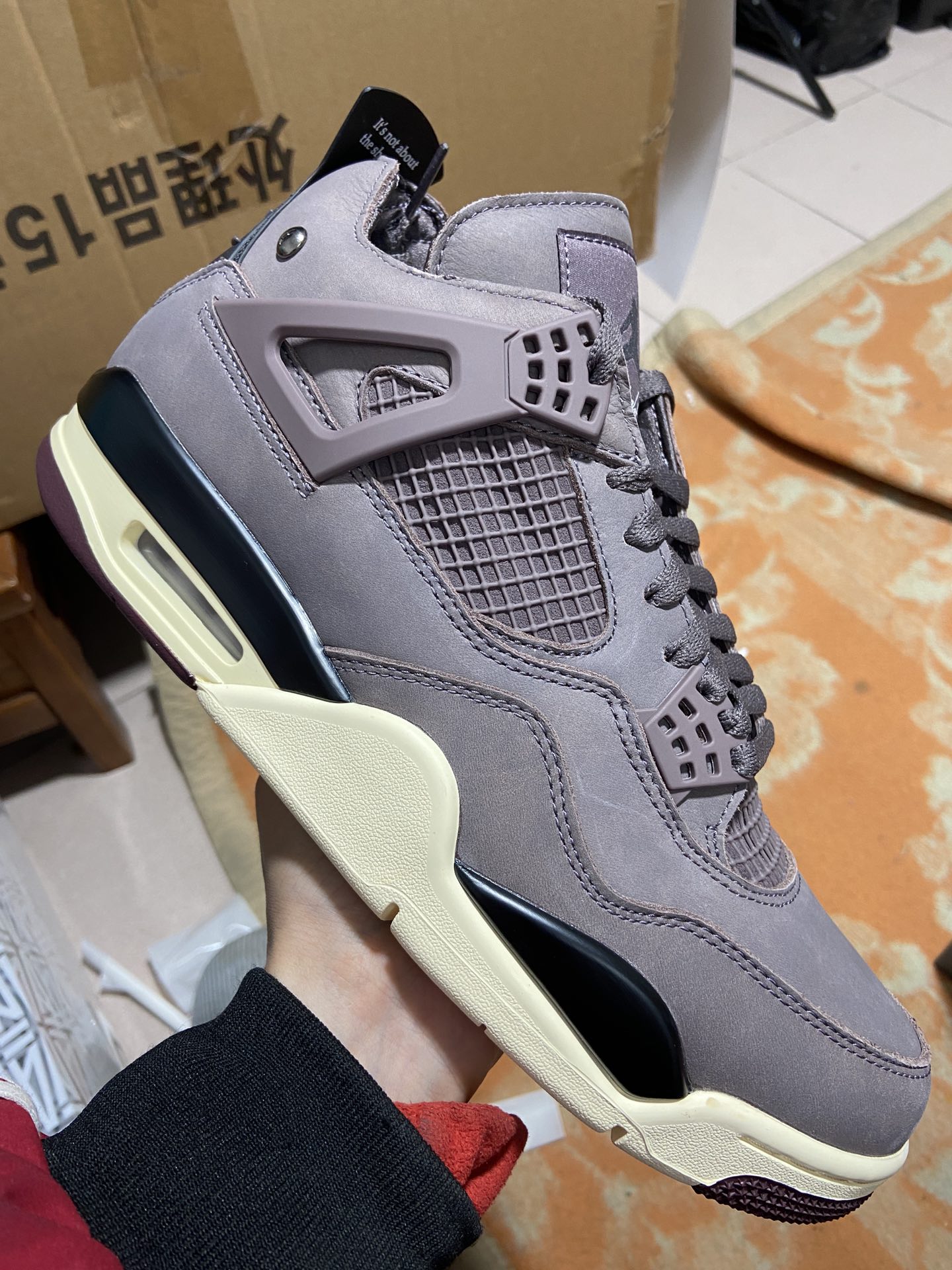 AJ4酒红鞋码40-47.5总裁R版