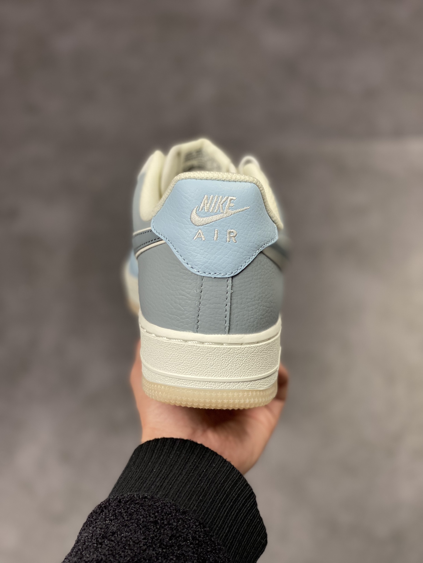 230 Nike Air Force 1 Low 07 浅蓝灰 AA1366-401