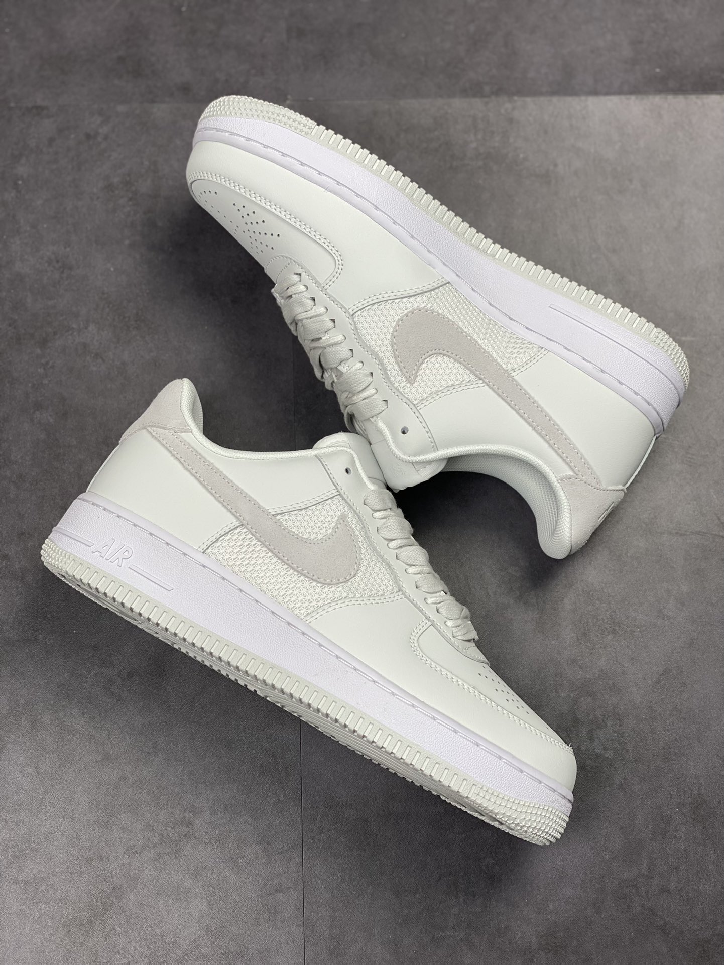 210 Nike Air Force 1 Low 07 x Slam Jam 联名白灰 DX5590-100