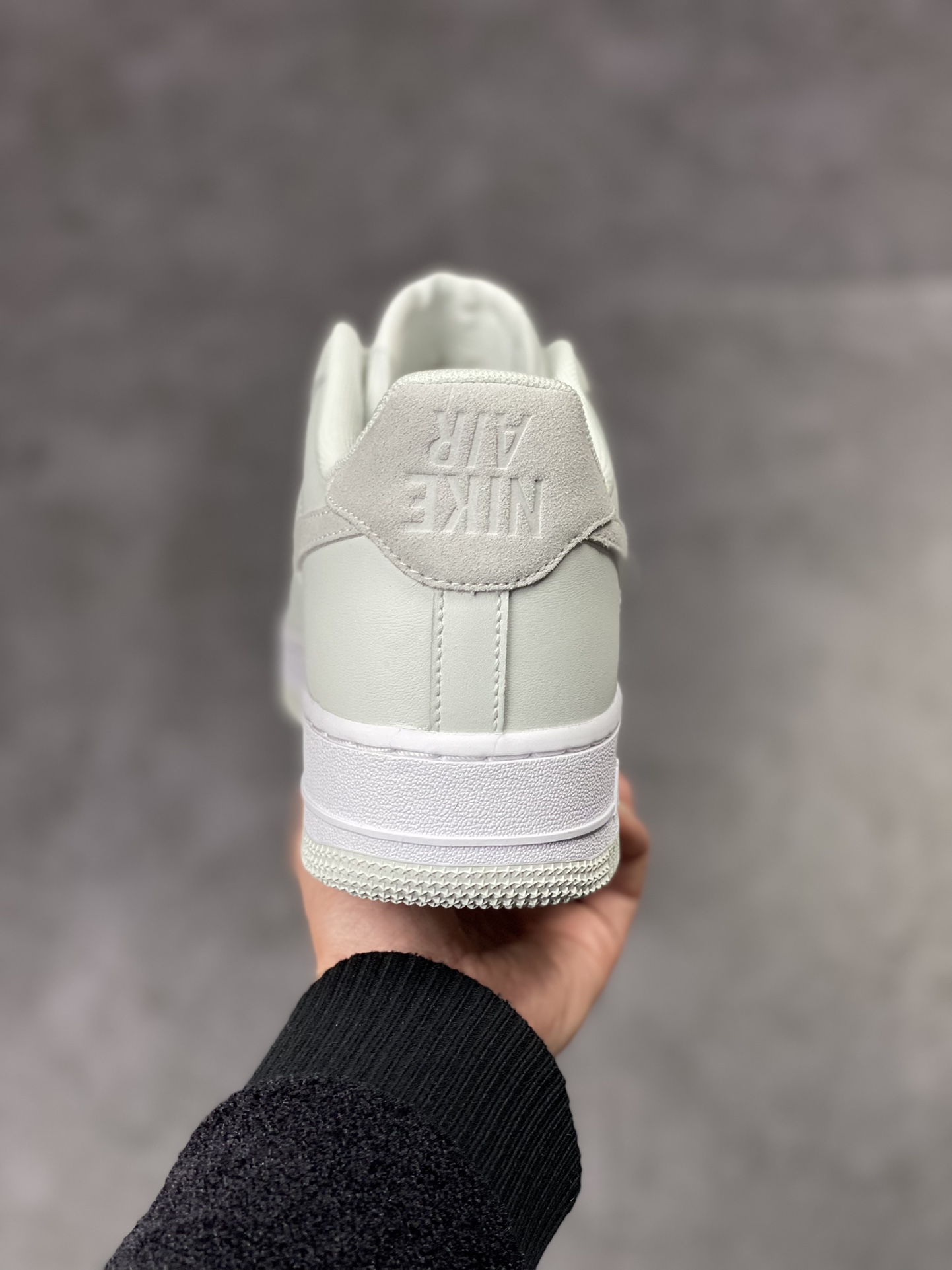 210 Nike Air Force 1 Low 07 x Slam Jam 联名白灰 DX5590-100