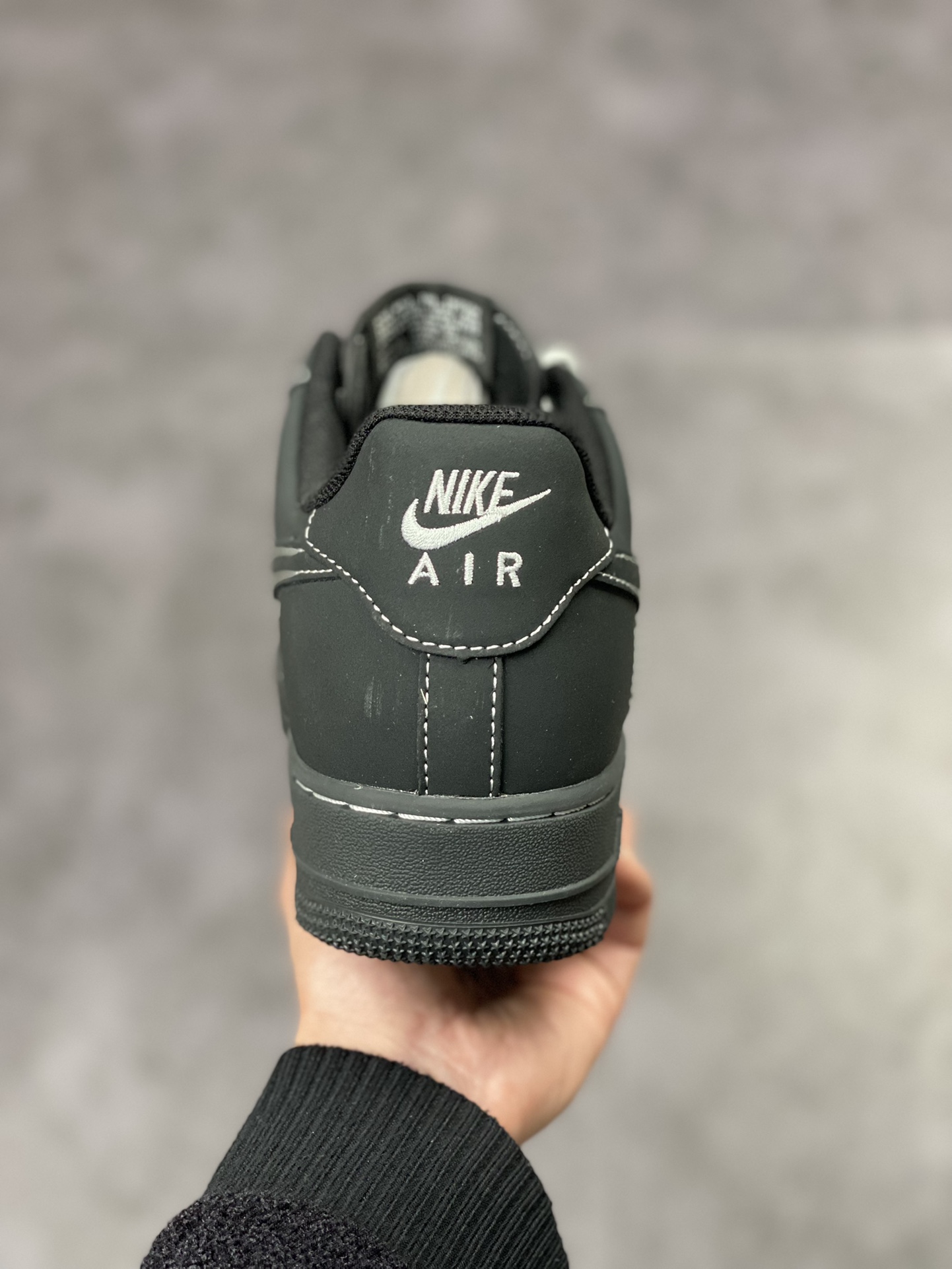 250 Nike Air Force 1 Low 07 黑武士白缝线 HW2636-079