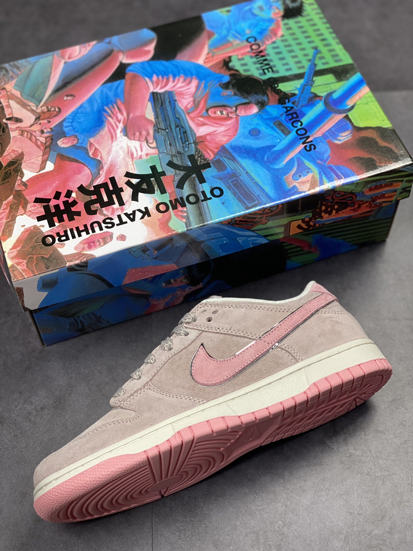 200 NIKE SB Dunk Low 大友克洋ST1391-208