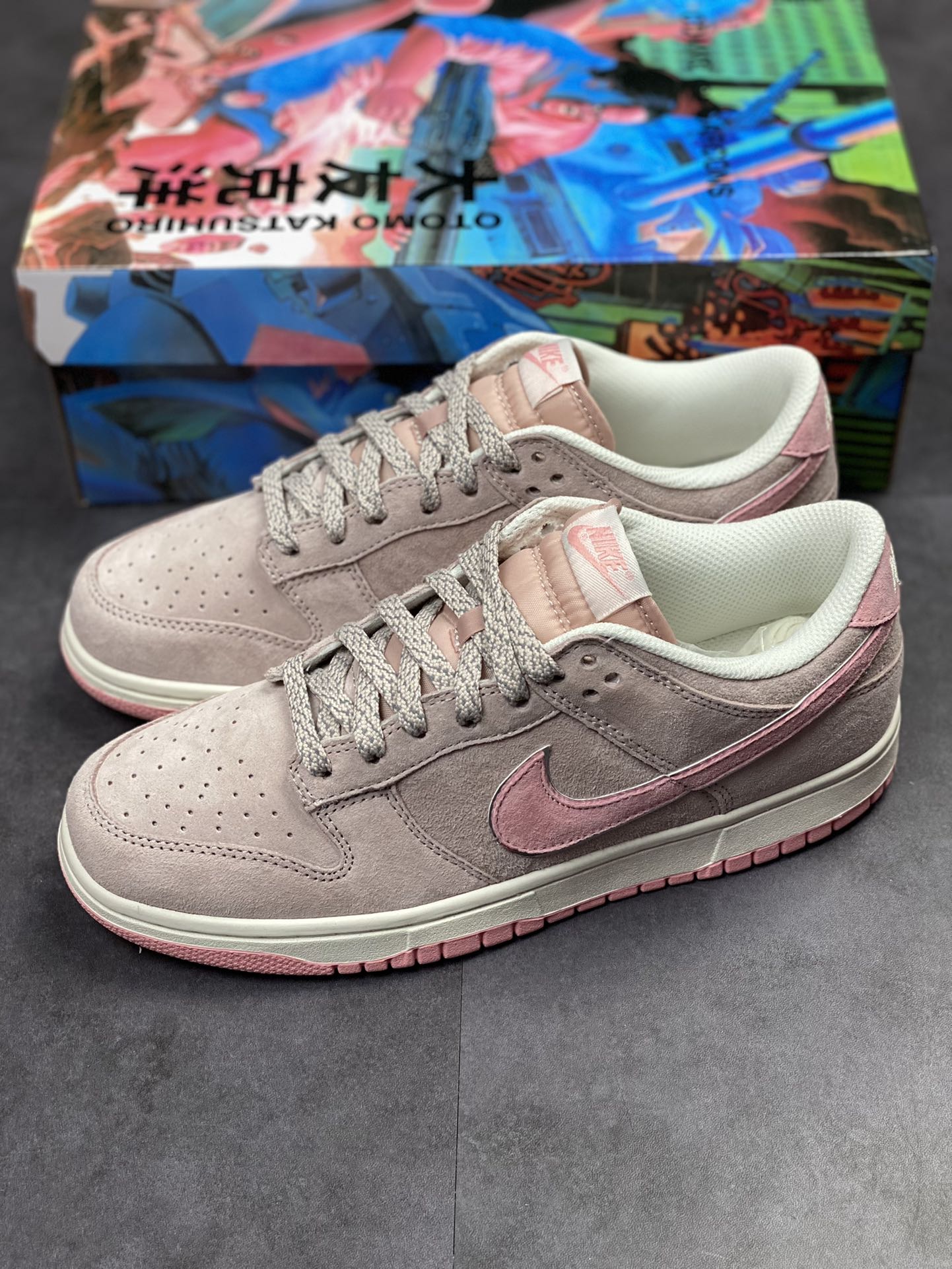 200 NIKE SB Dunk Low 大友克洋ST1391-208