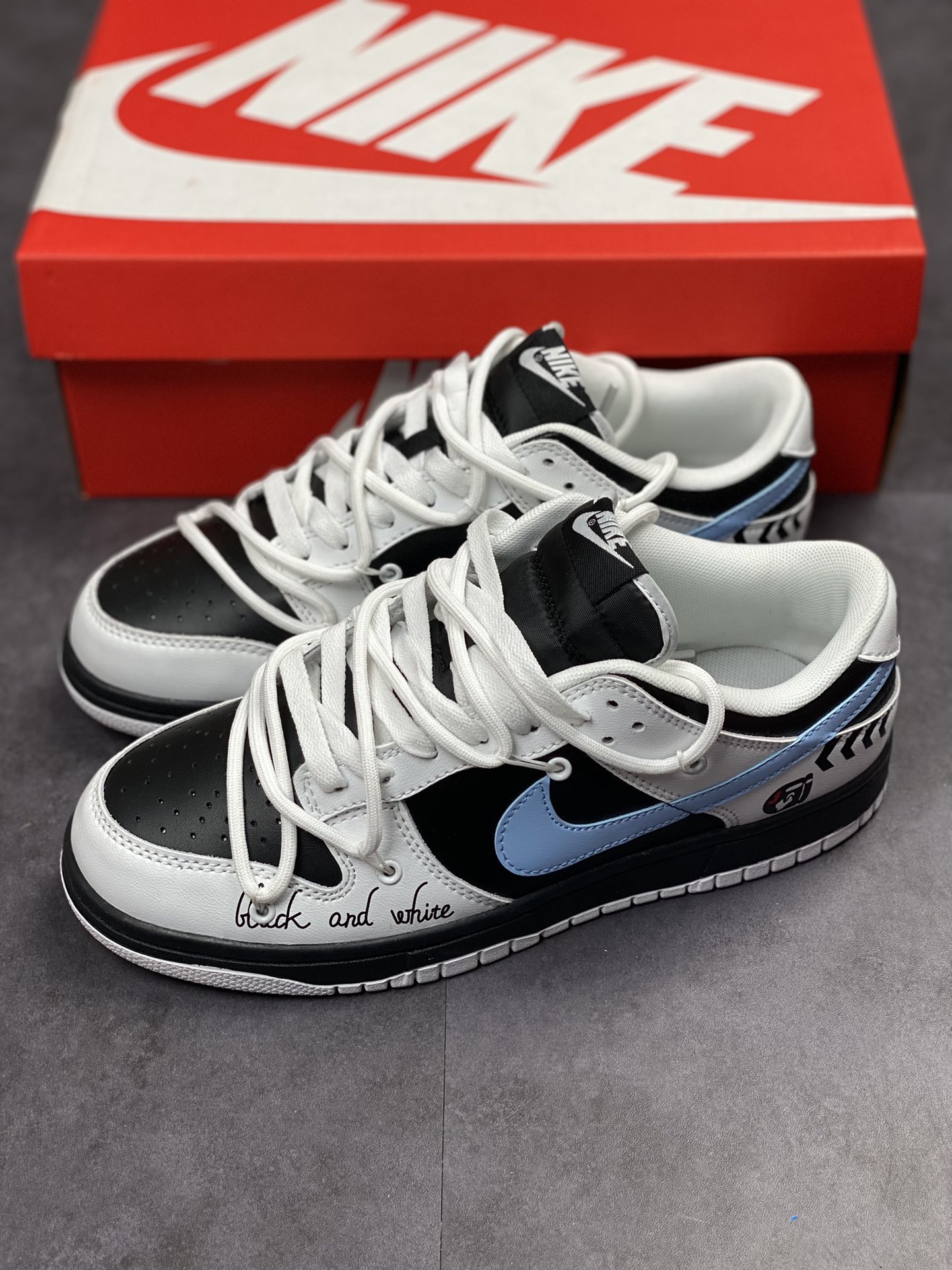 NIKE SB Dunk Low Deconstructed Shoelaces Haze Blue DJ6188-002