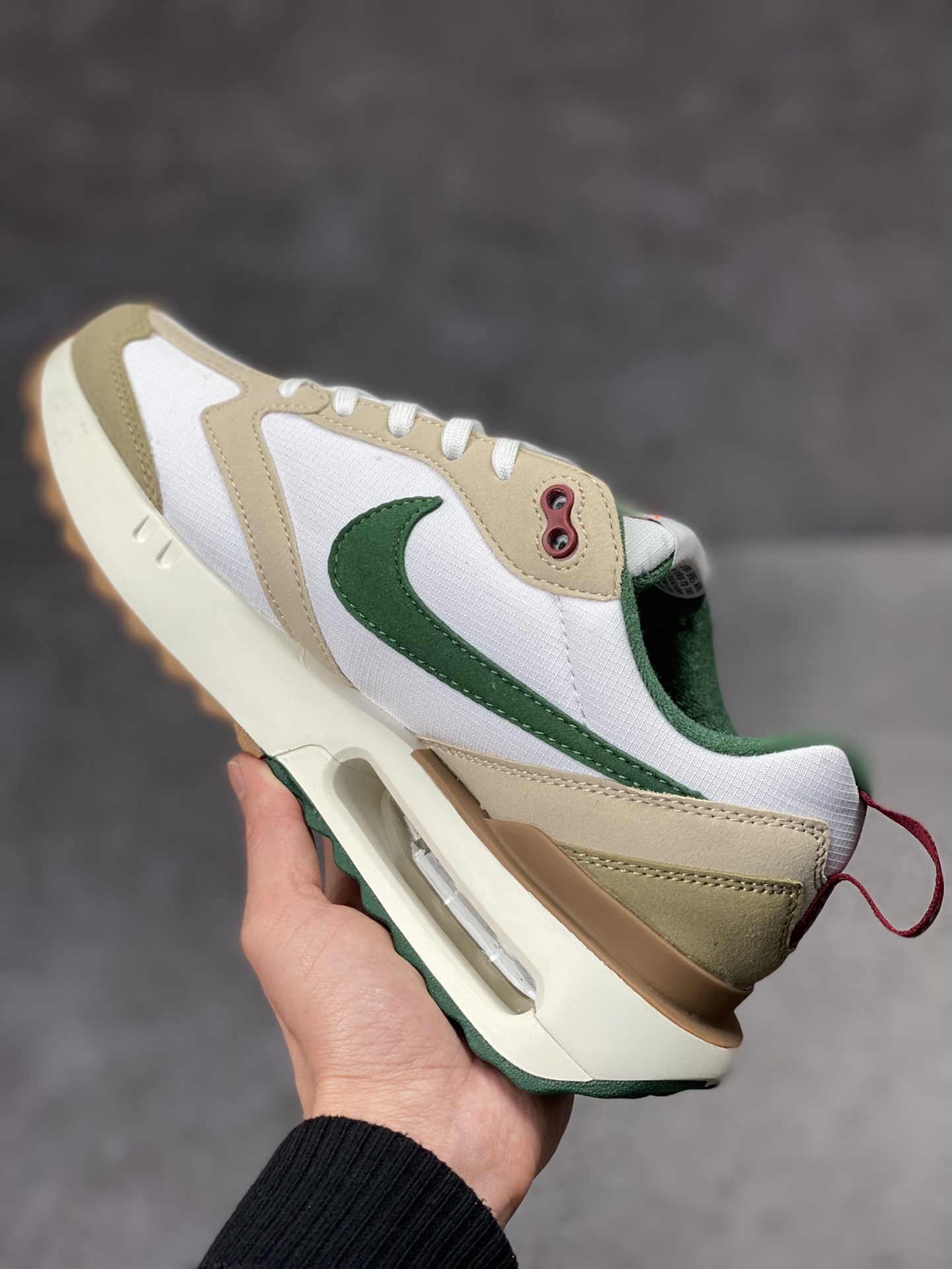 150 NIKE Air Max Dawn 黎明系列 性价比 低帮气垫百搭休闲运动慢跑鞋 FB7158-131