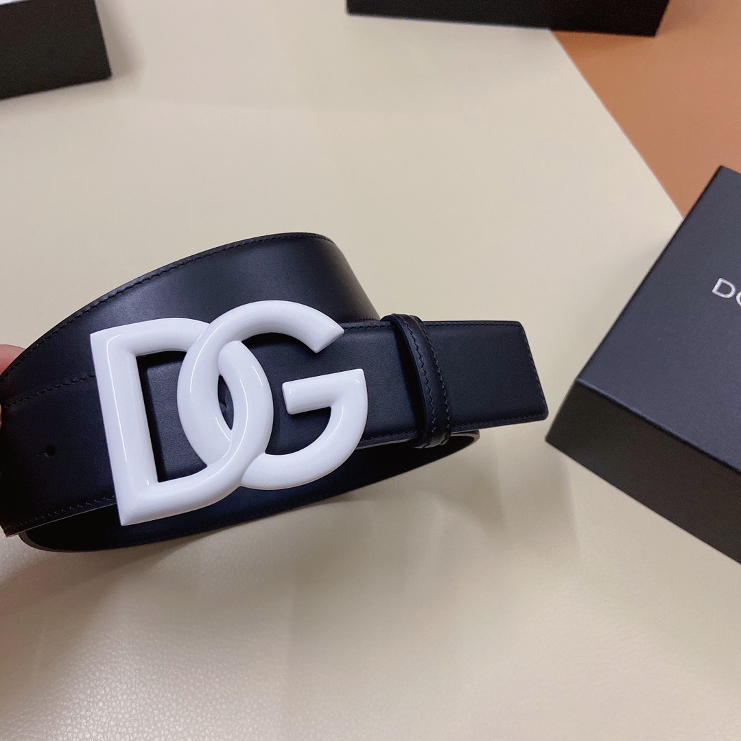 D&G杜嘉班纳官网新款.双面头层小牛