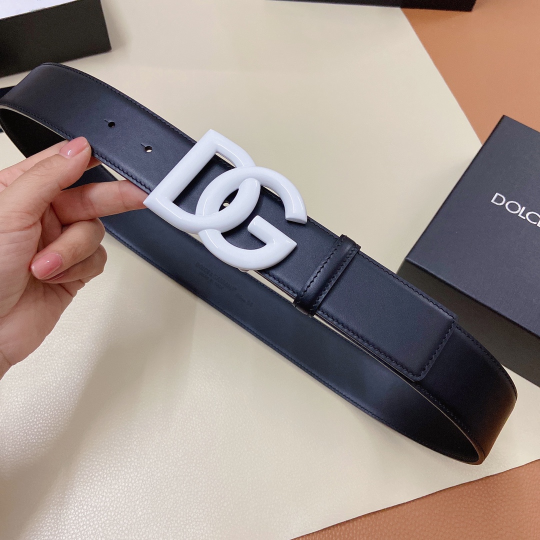 D&G杜嘉班纳官网新款.双面头层小牛