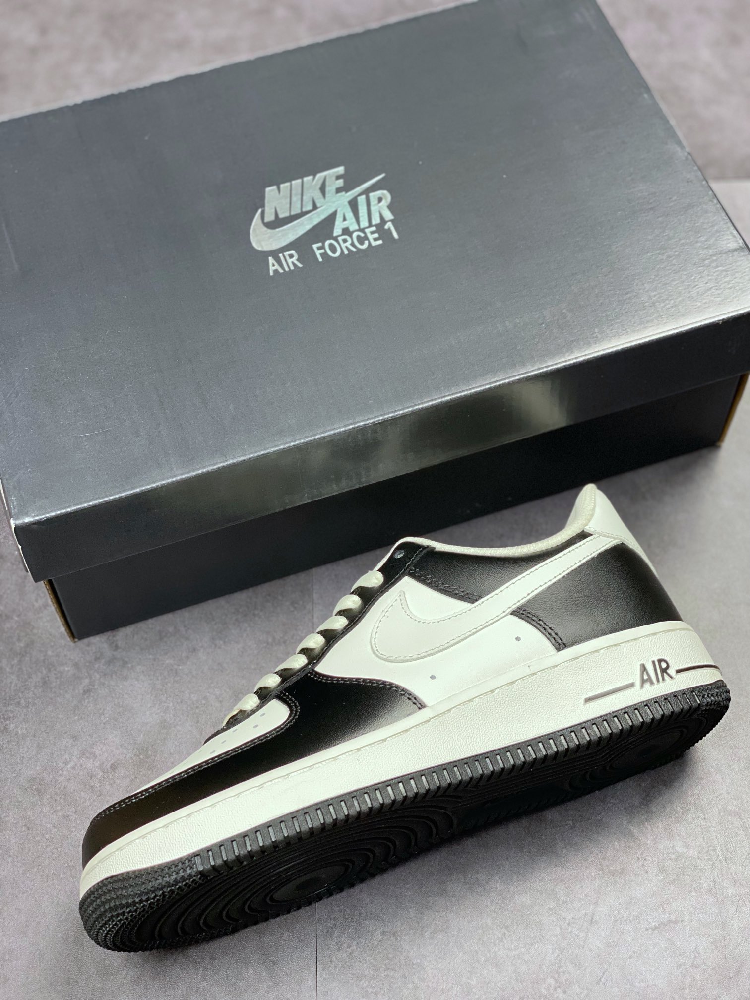 210 Nike Air Force 1 Low 07 奥利奥 FG5969-806